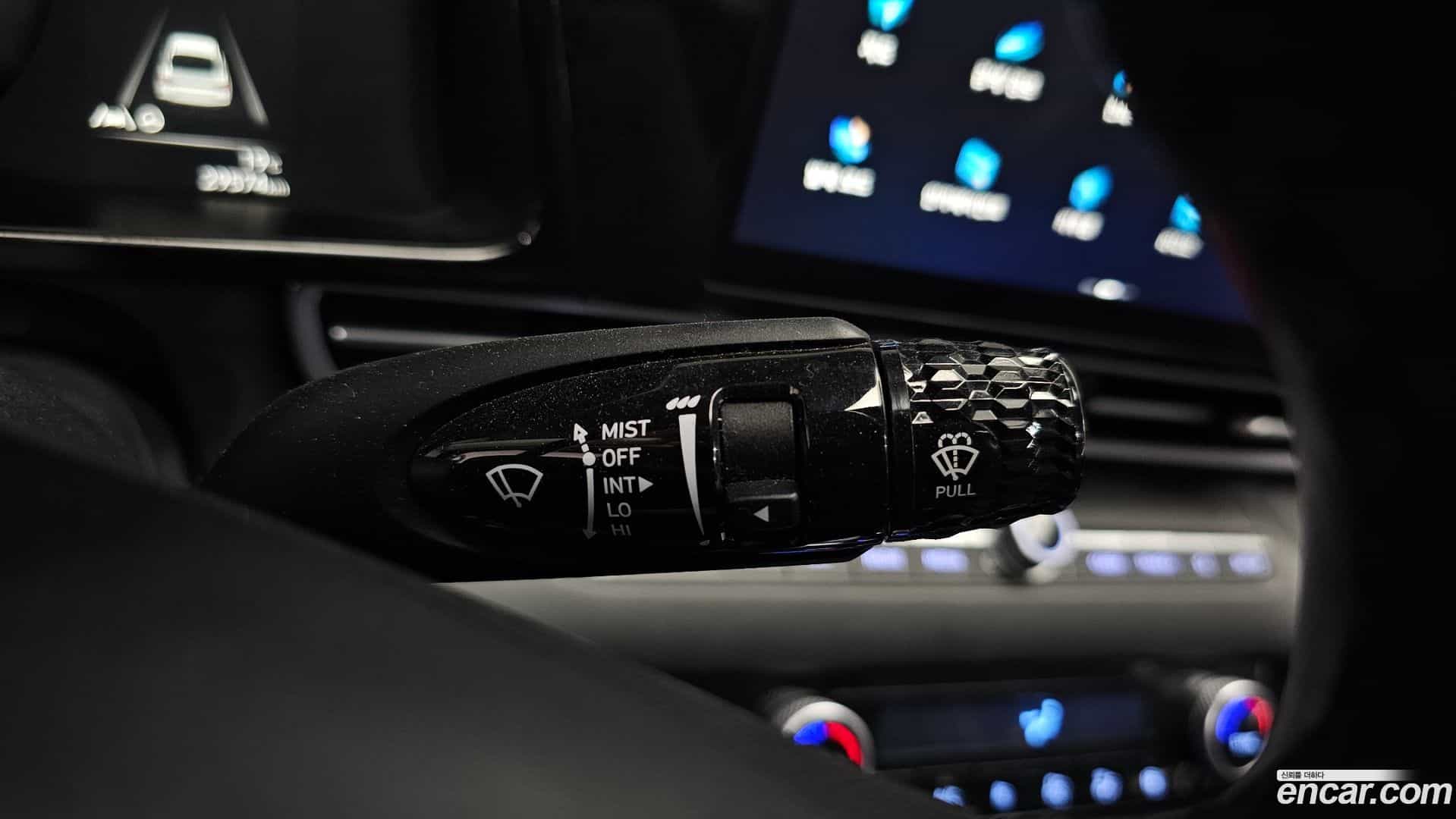 AVANTE Hyundai 2022.4-OPTION-041