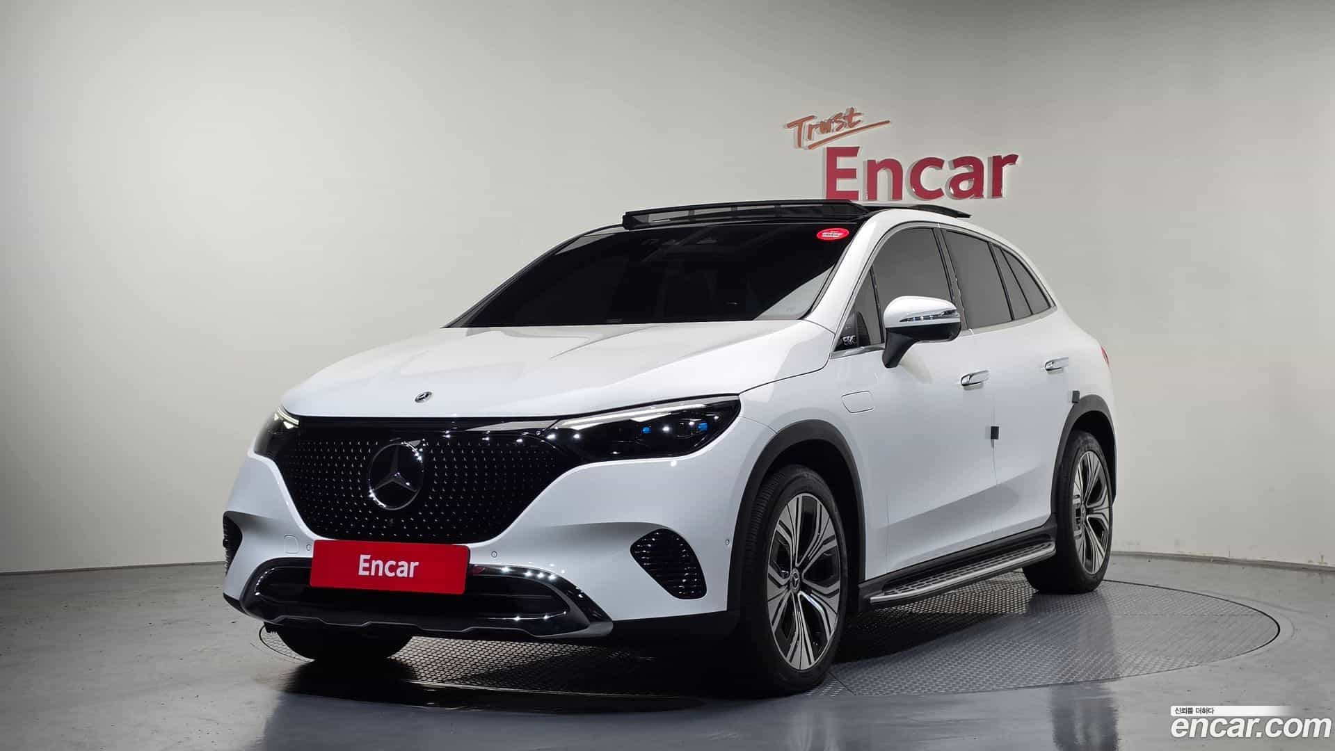 EQE Mercedes-Benz 2023.11-OUTER-001