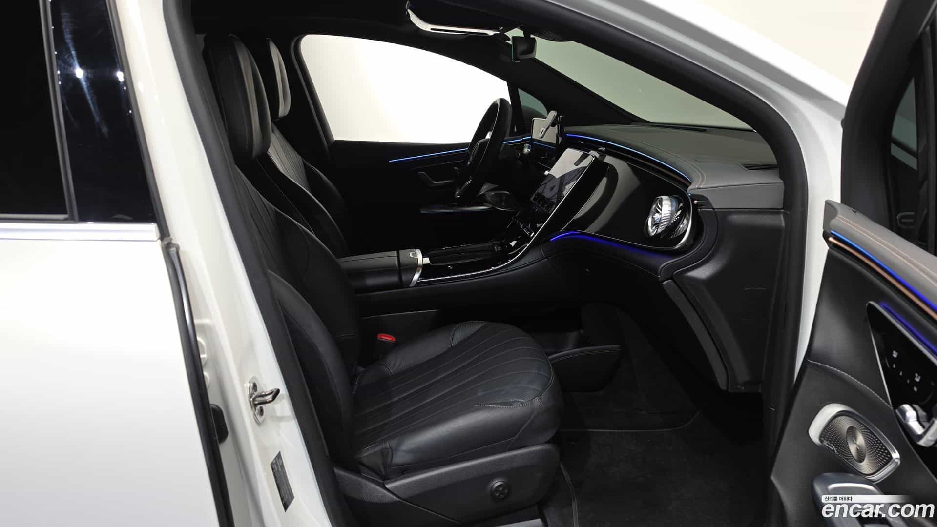 EQE Mercedes-Benz 2023.11-INNER-036