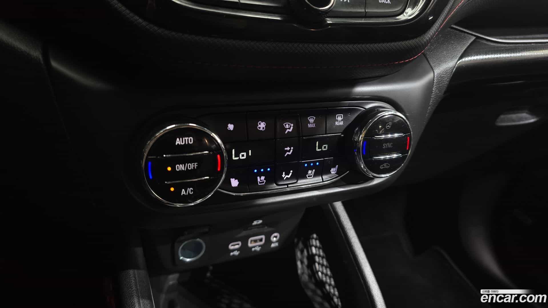 Trailblazer Chevrolet 2021.4-OPTION-044
