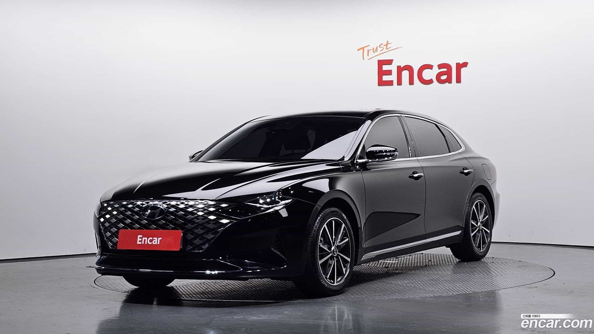 Grandeur Hyundai 2022.2-OUTER-001