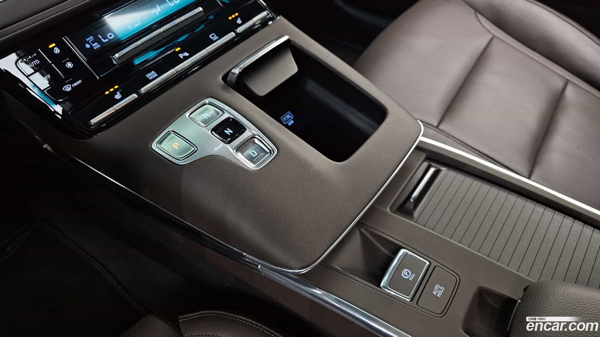 Grandeur Hyundai 2022.2-INNER-009