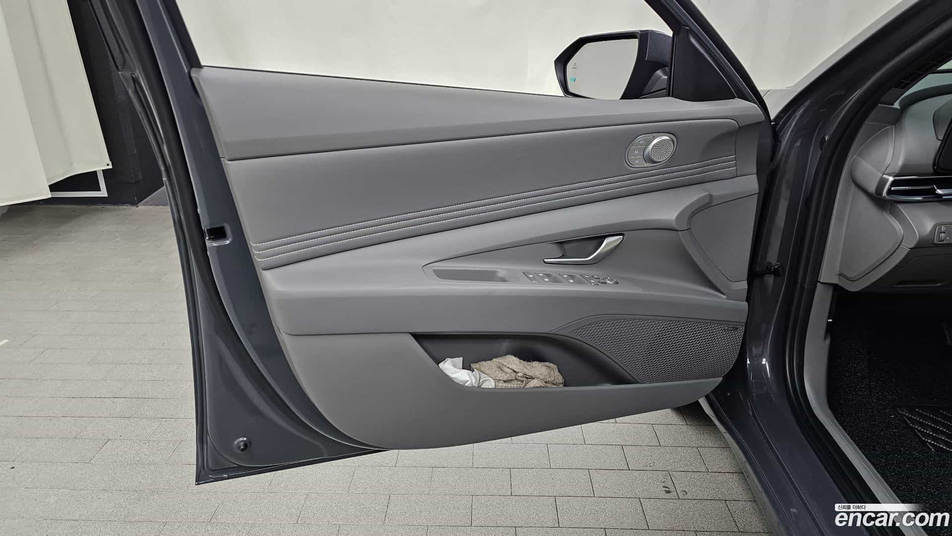 AVANTE Hyundai 2025.10-INNER-034