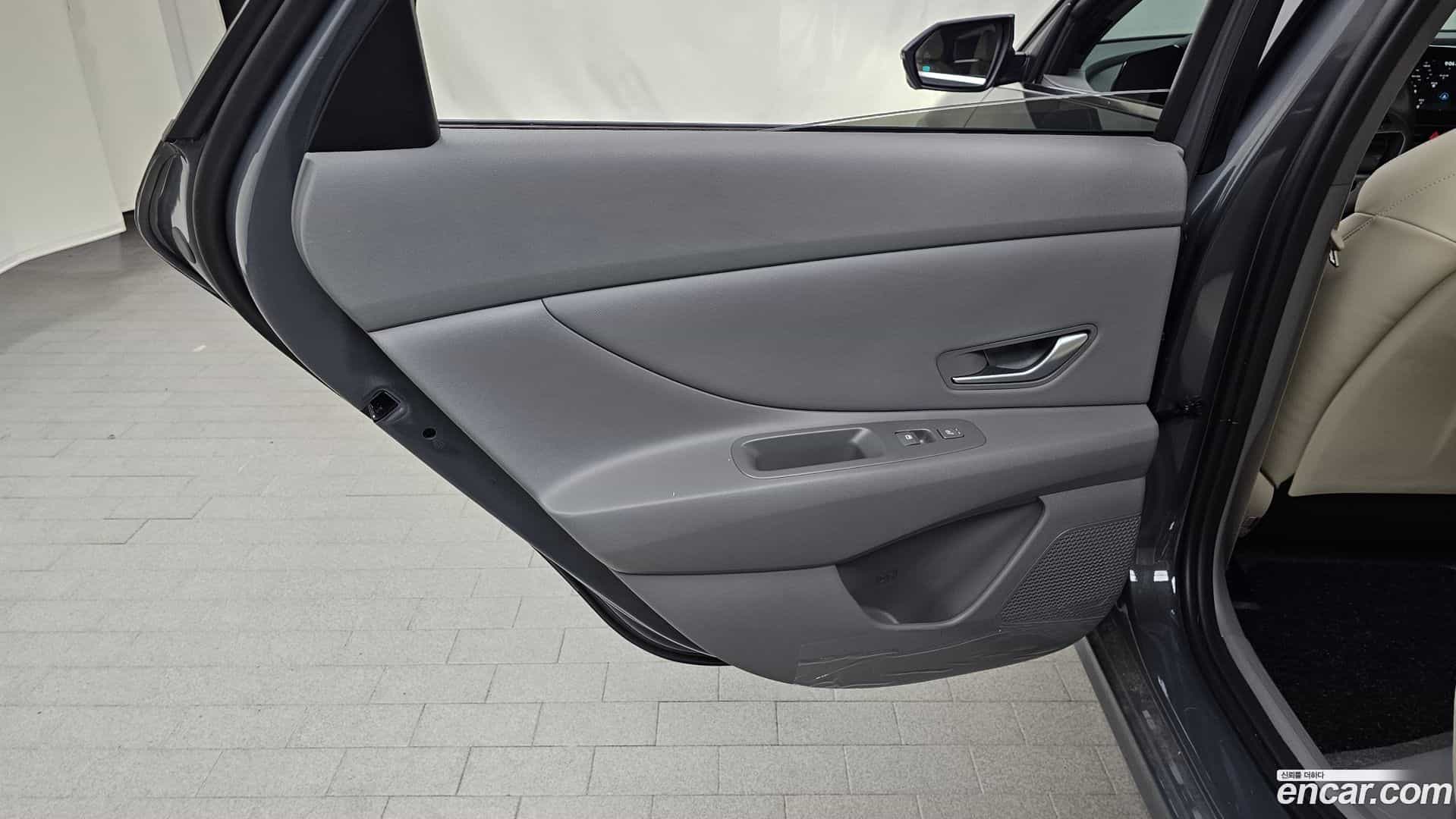 AVANTE Hyundai 2025.10-INNER-035
