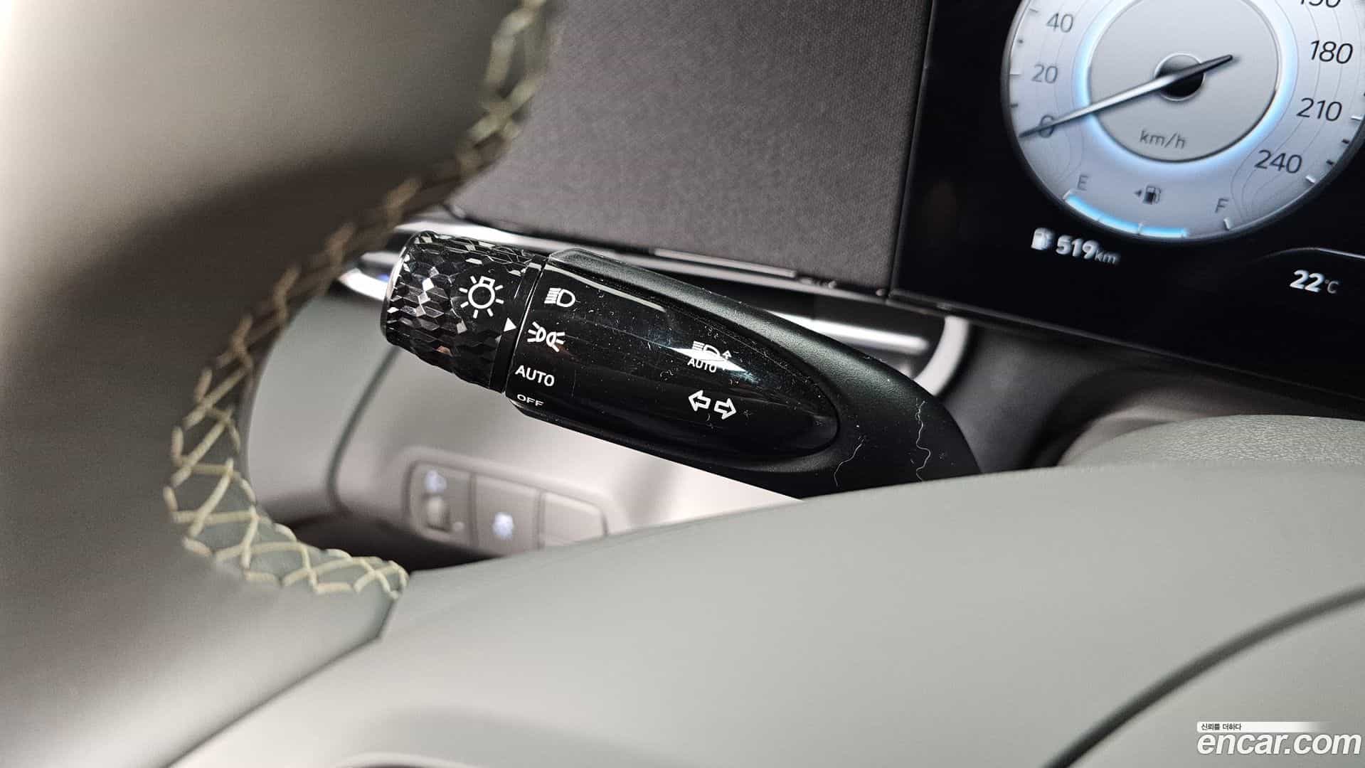 AVANTE Hyundai 2025.10-OPTION-040