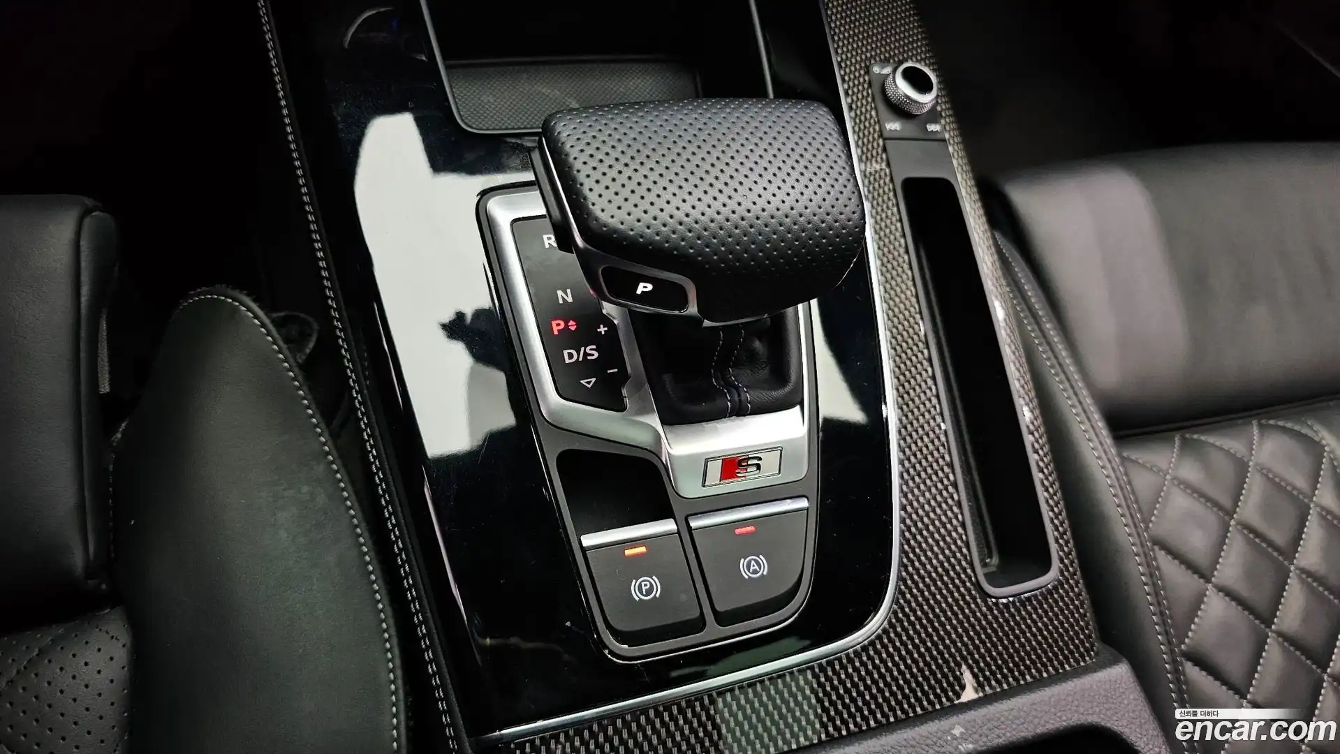 SQ5 Audi 2021.11-INNER-009