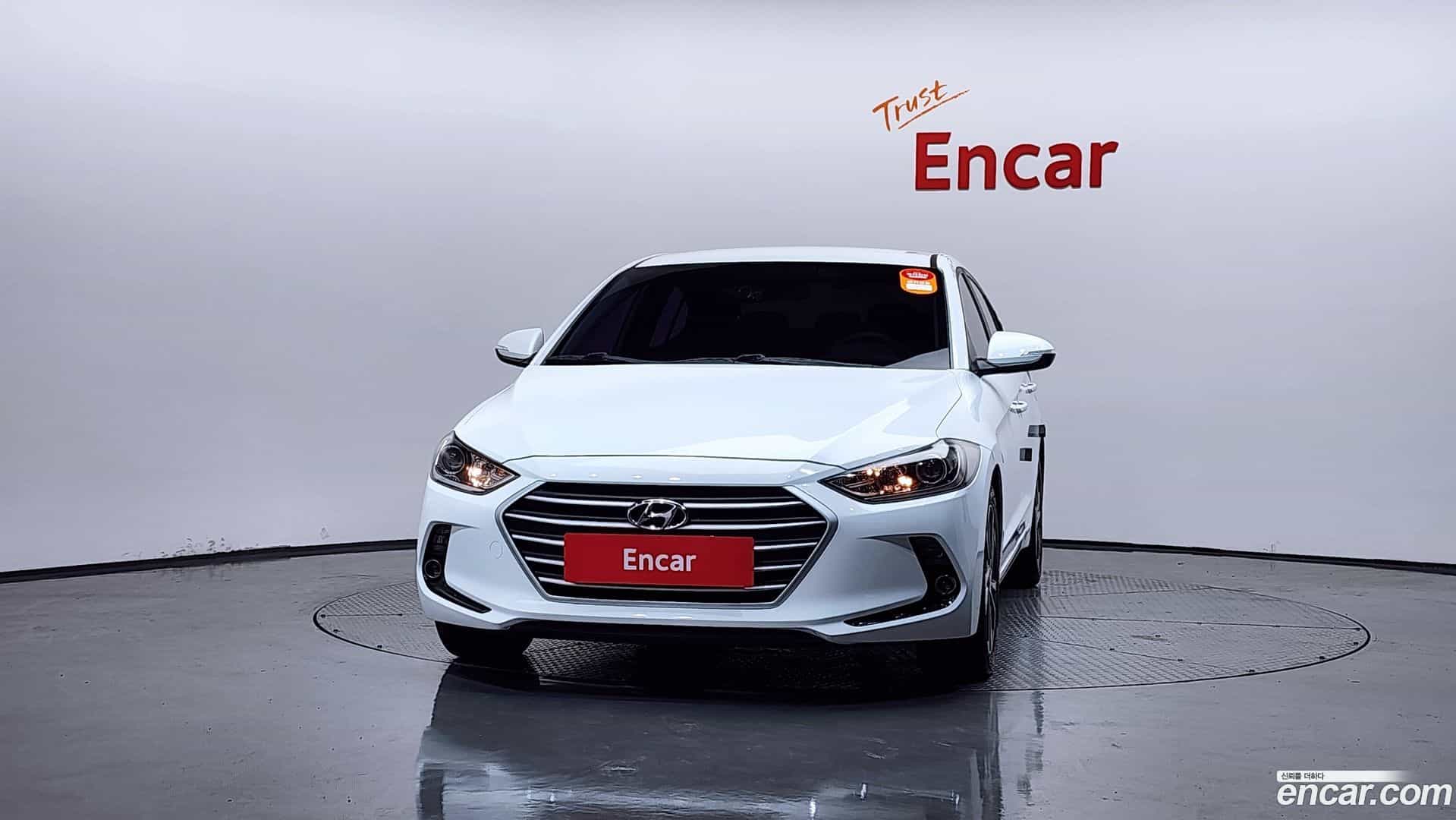 AVANTE Hyundai 2017.10-OUTER-003