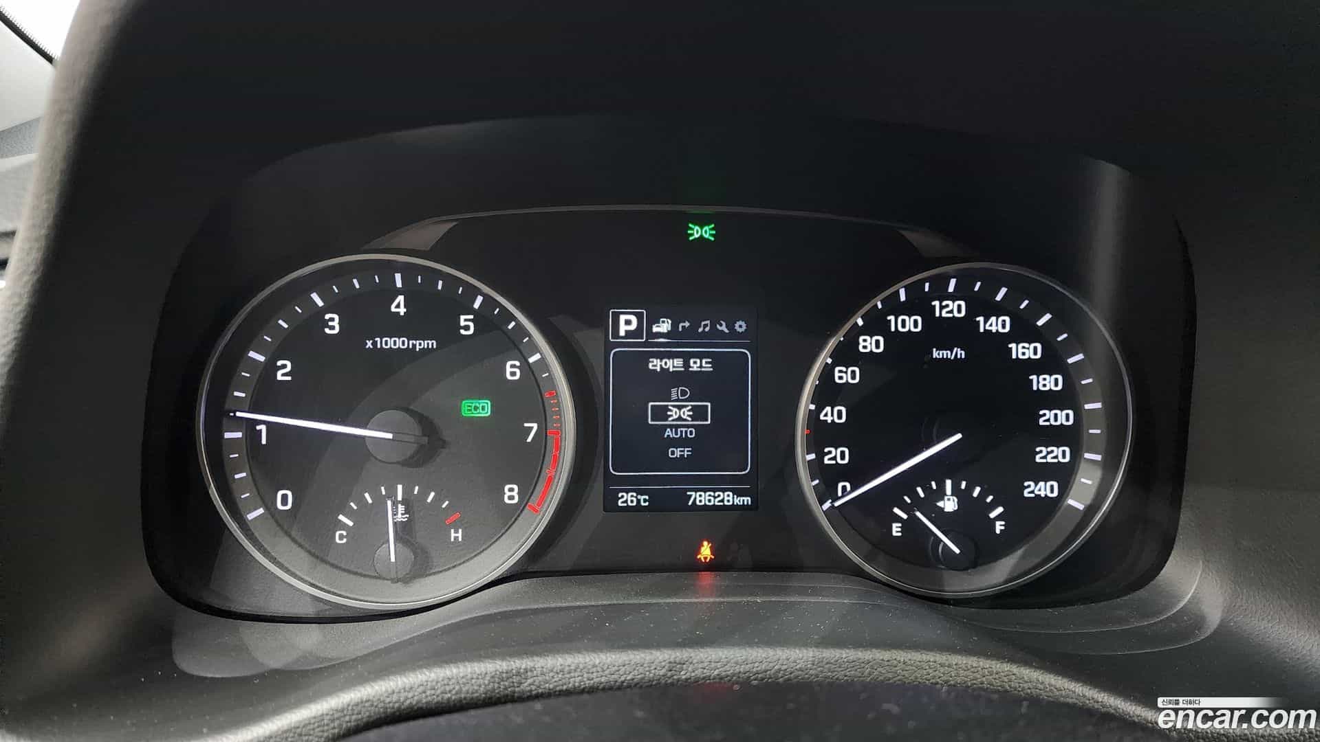 AVANTE Hyundai 2017.10-INNER-008