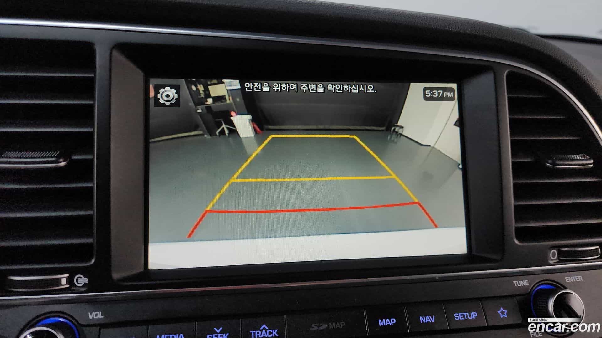 AVANTE Hyundai 2017.10-OPTION-018