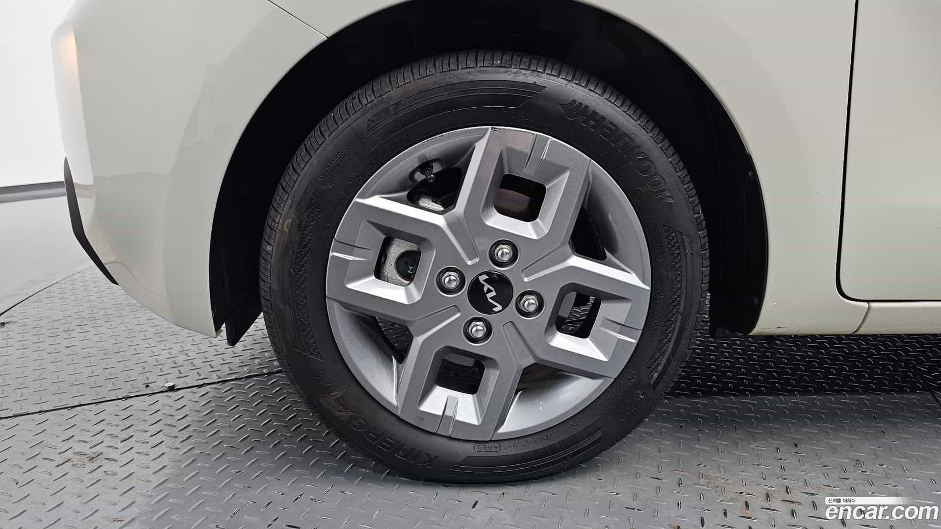 RAY Kia 2024.0-OUTER-005