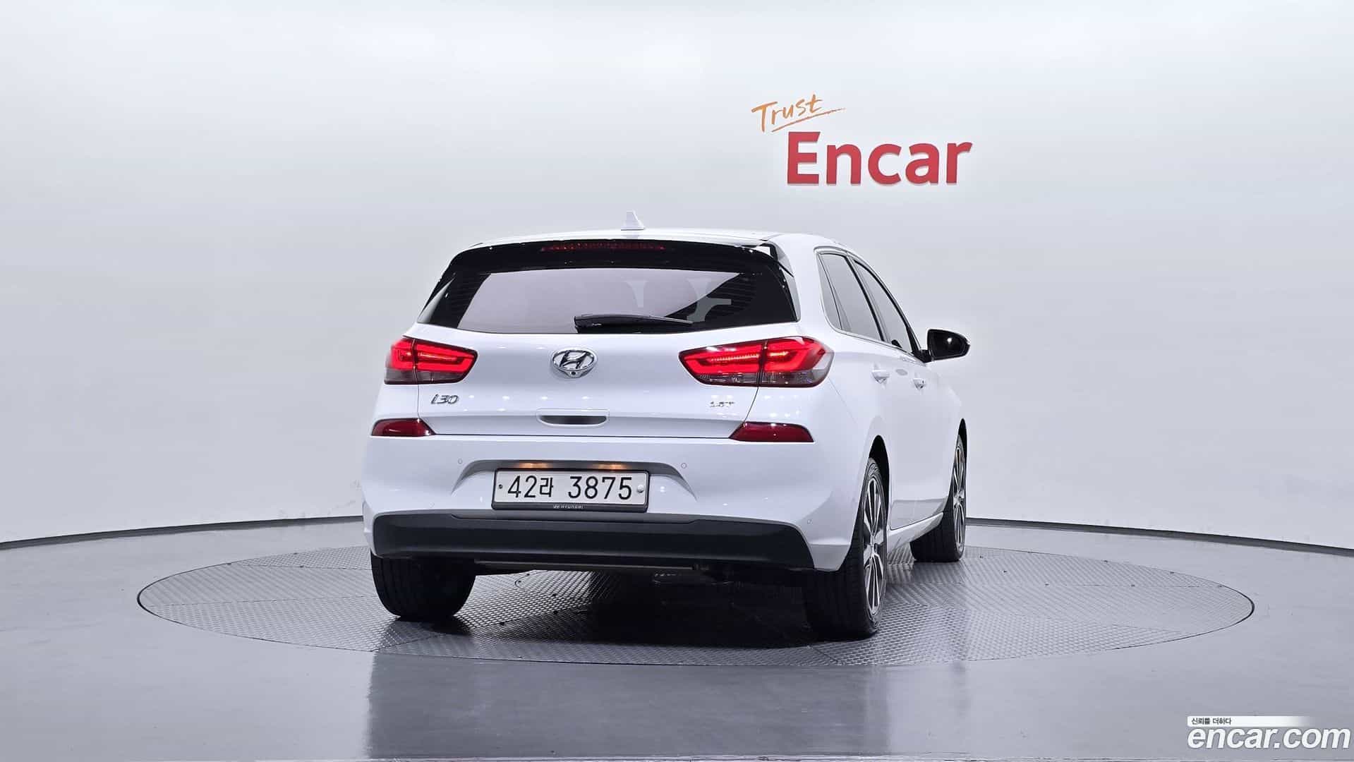 i30 Hyundai 2017.2-OUTER-004