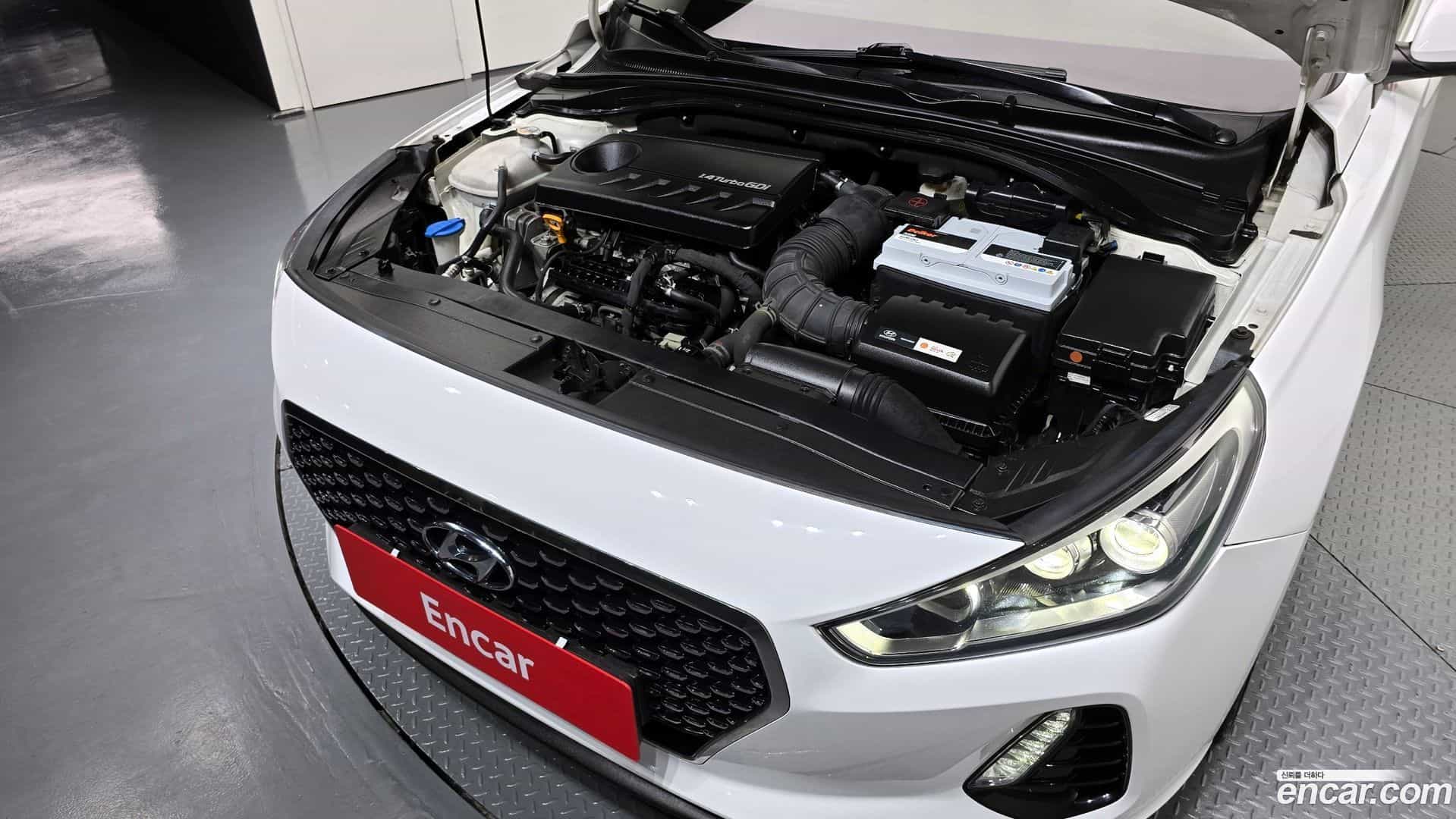 i30 Hyundai 2017.2-OUTER-006