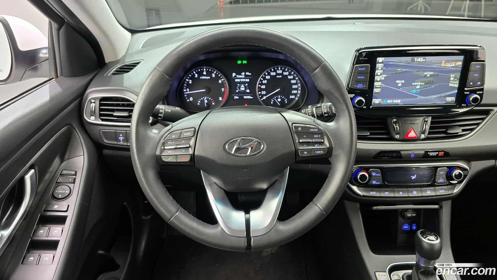 i30 Hyundai 2017.2-OPTION-017