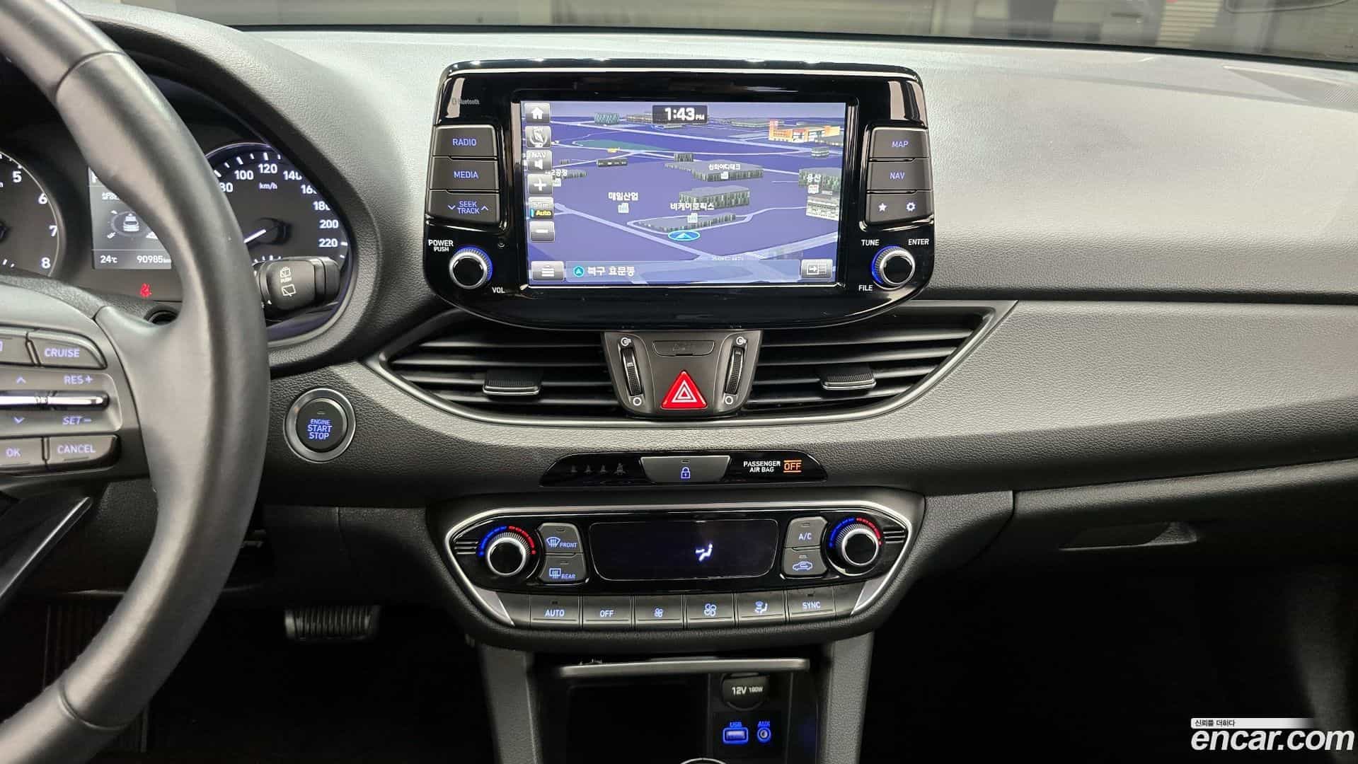 i30 Hyundai 2017.2-OPTION-018