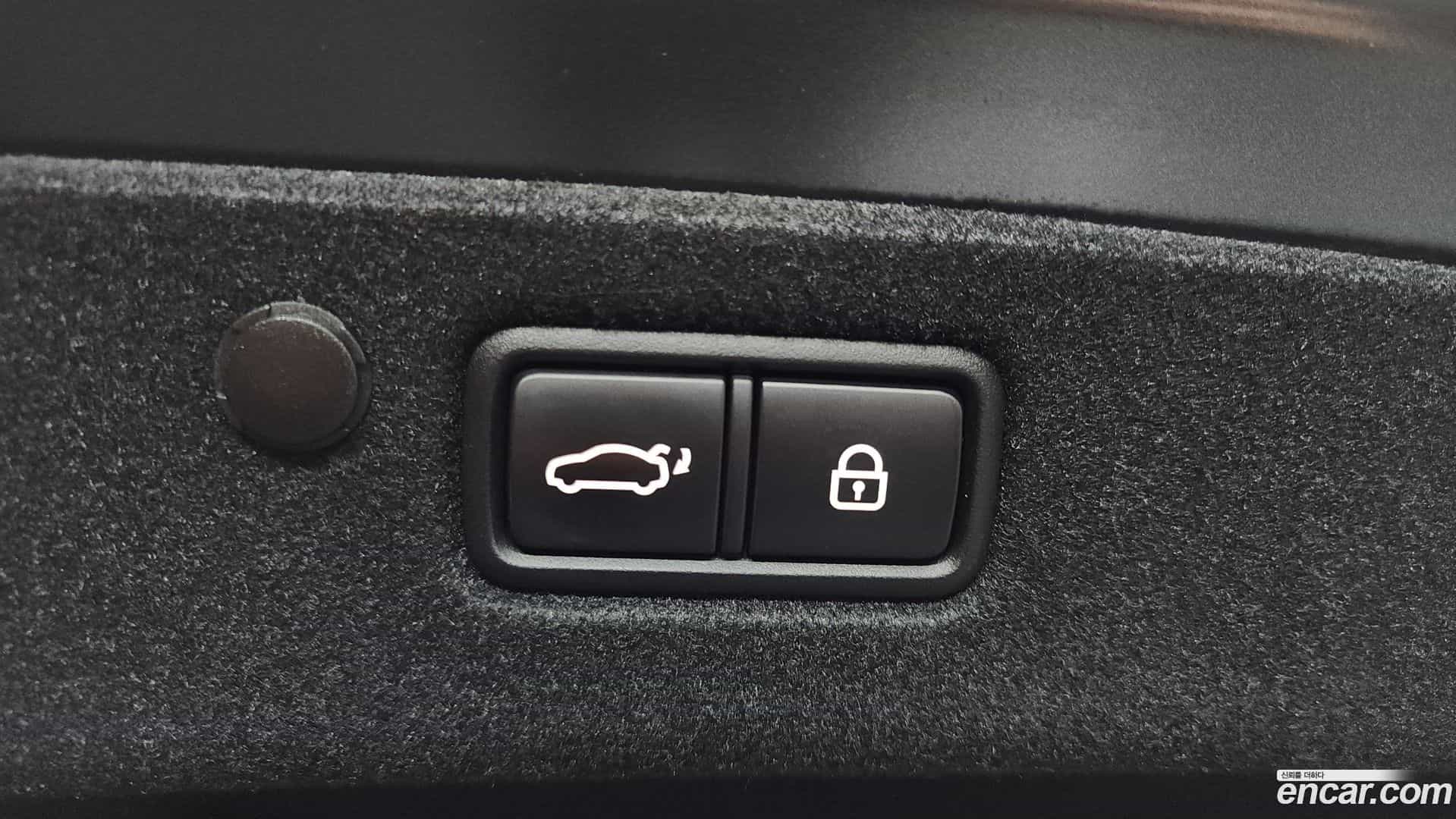 Grandeur Hyundai 2022.3-OPTION-040