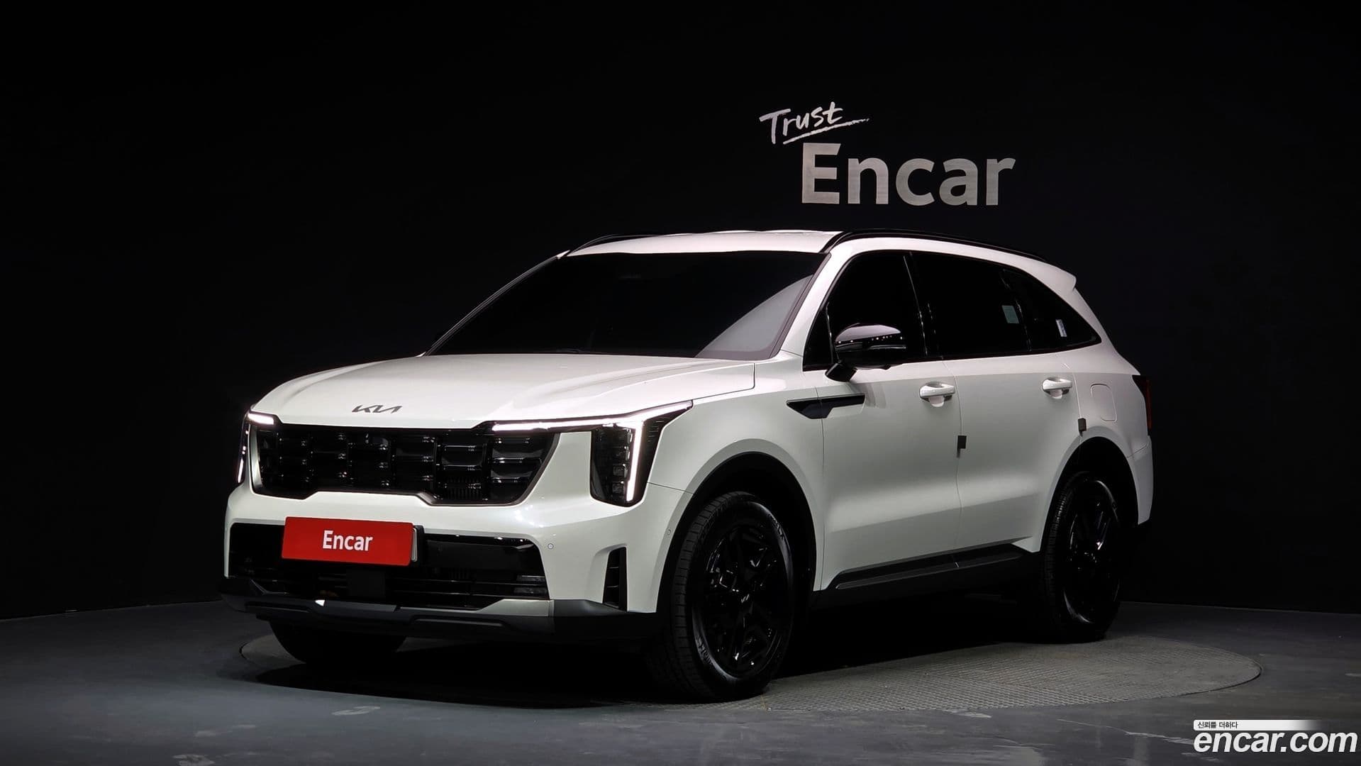 Main__Slider__Photo:Sorento Kia 2024.4-0