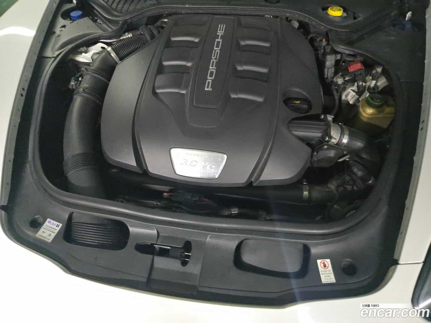 Panamera Porsche 2015.6-OUTER-006