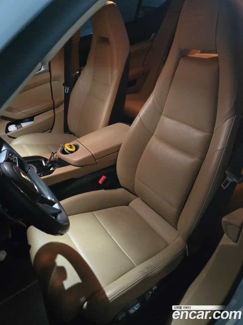Panamera Porsche 2015.6-INNER-010