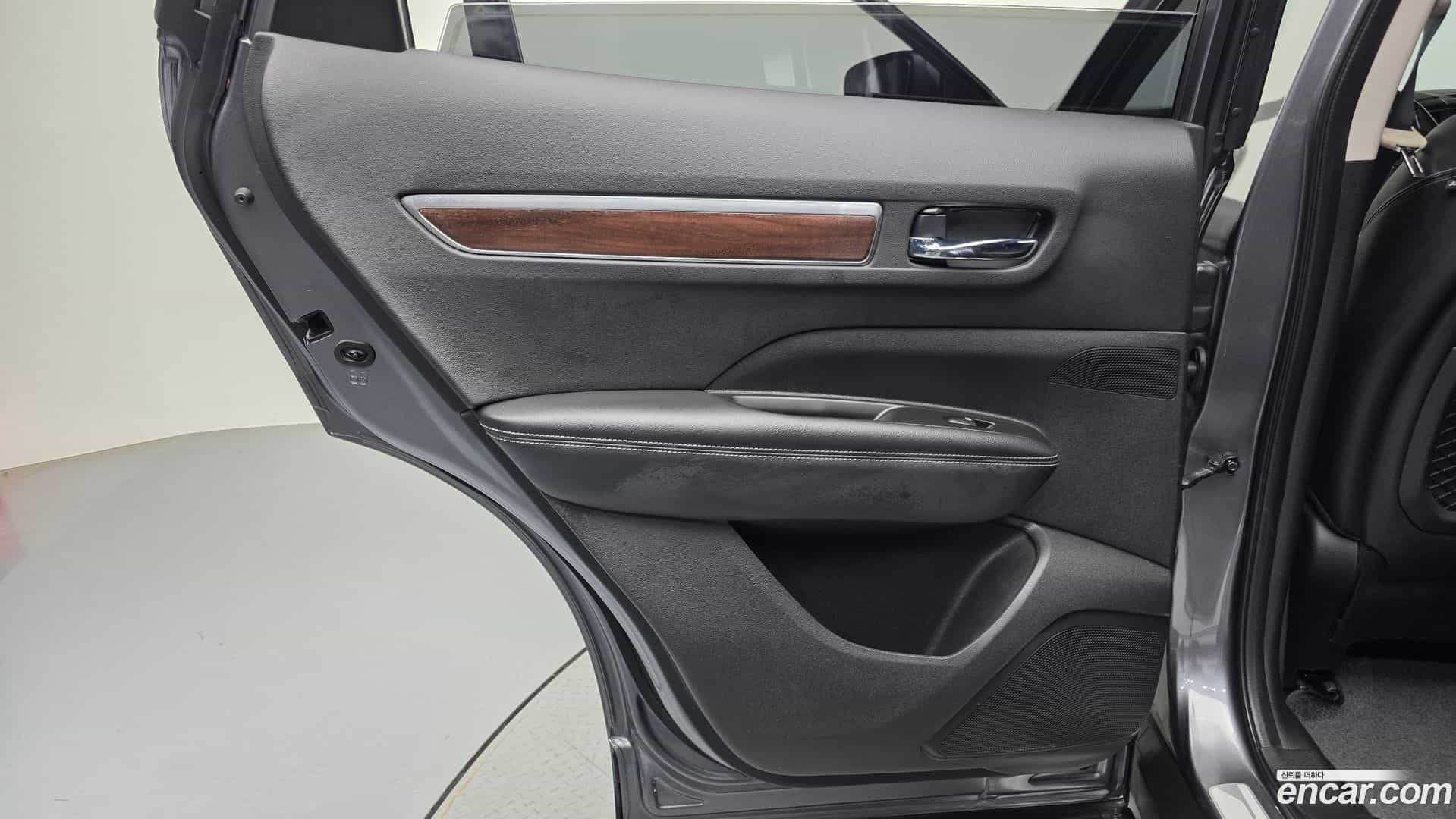 QM6 Renault Korea 2020.5-INNER-035