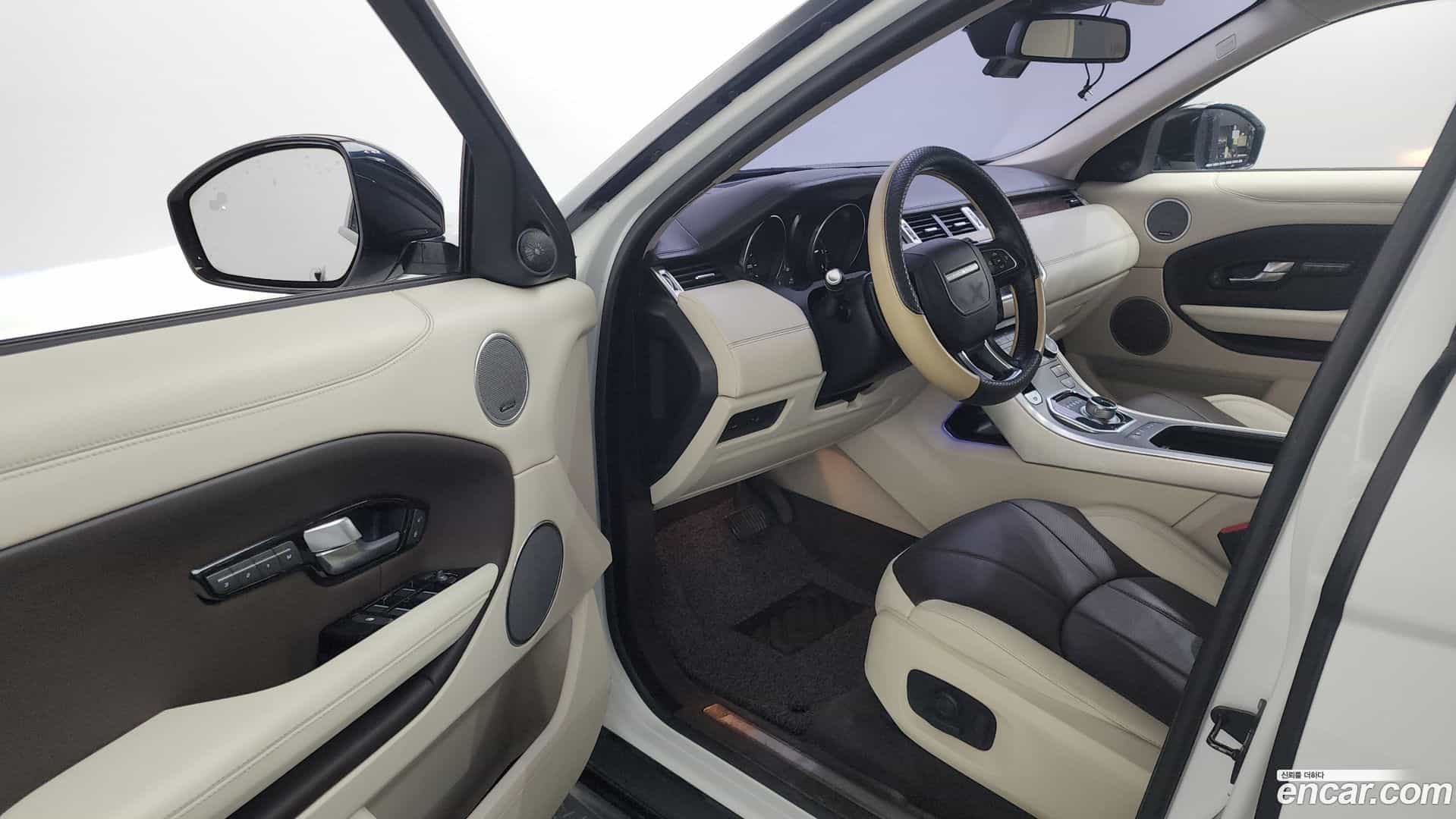 Range Rover Evoque Land Rover 2016.11-INNER-010