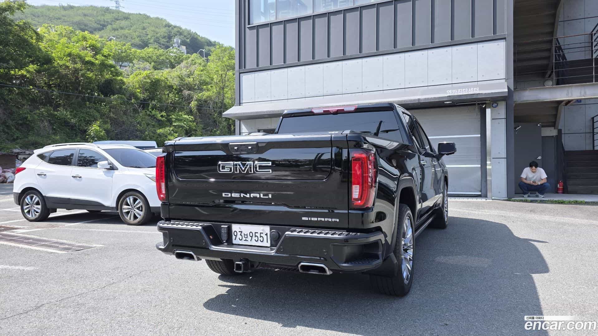 Sierra GMC 2024.11-OUTER-004