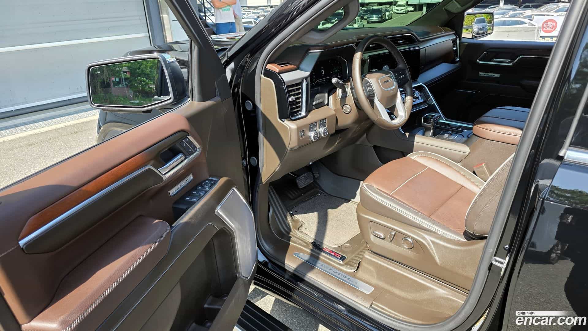 Sierra GMC 2024.11-INNER-010