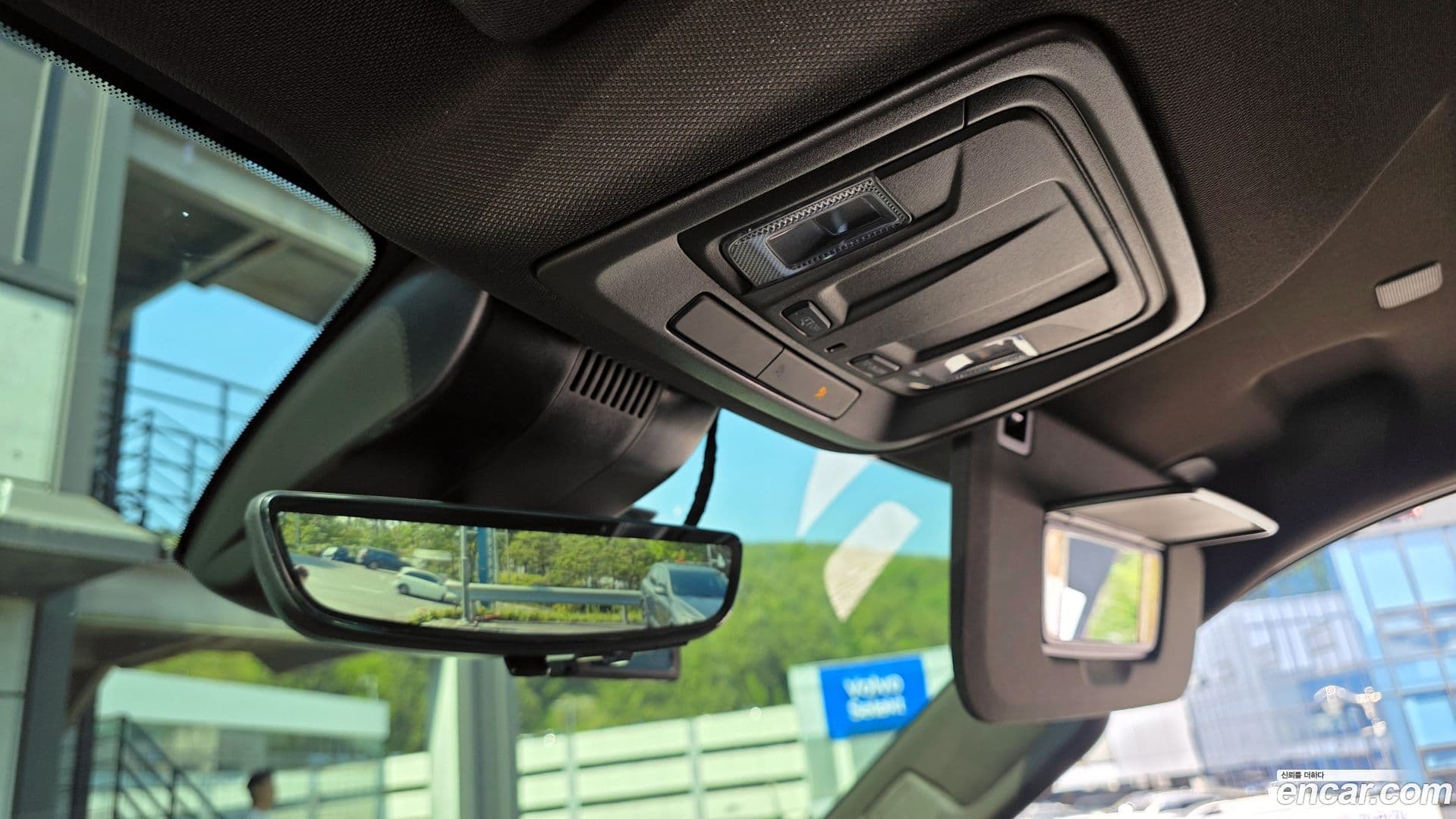 Main__Slider__Photo:Sierra GMC 2024.11-18