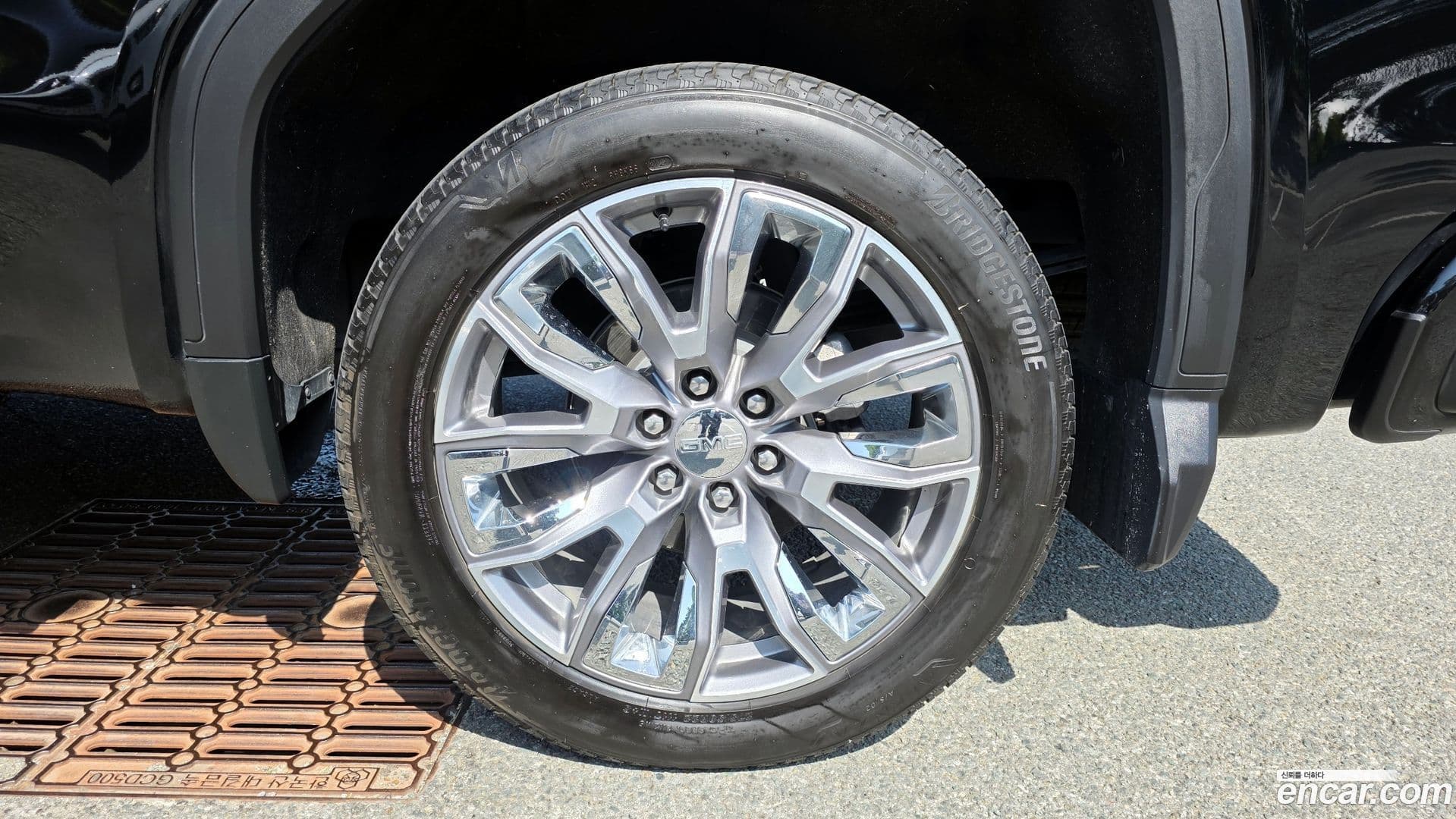 Main__Slider__Photo:Sierra GMC 2024.11-20