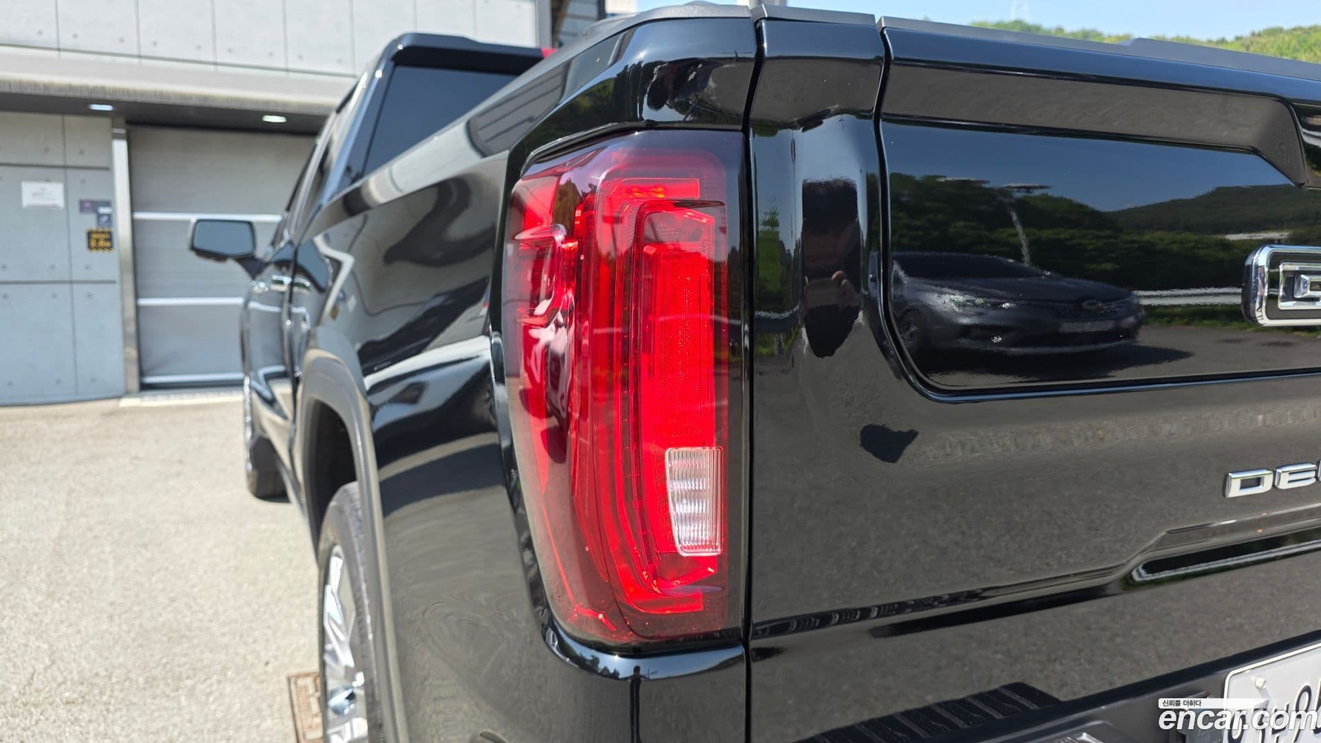 Main__Slider__Photo:Sierra GMC 2024.11-22
