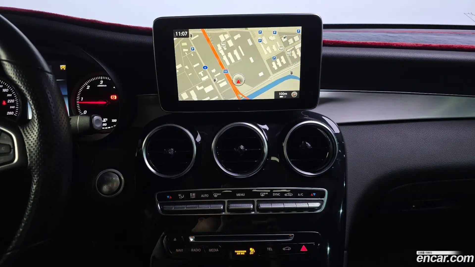 GLC-Class Mercedes-Benz 2017.10-OPTION-017