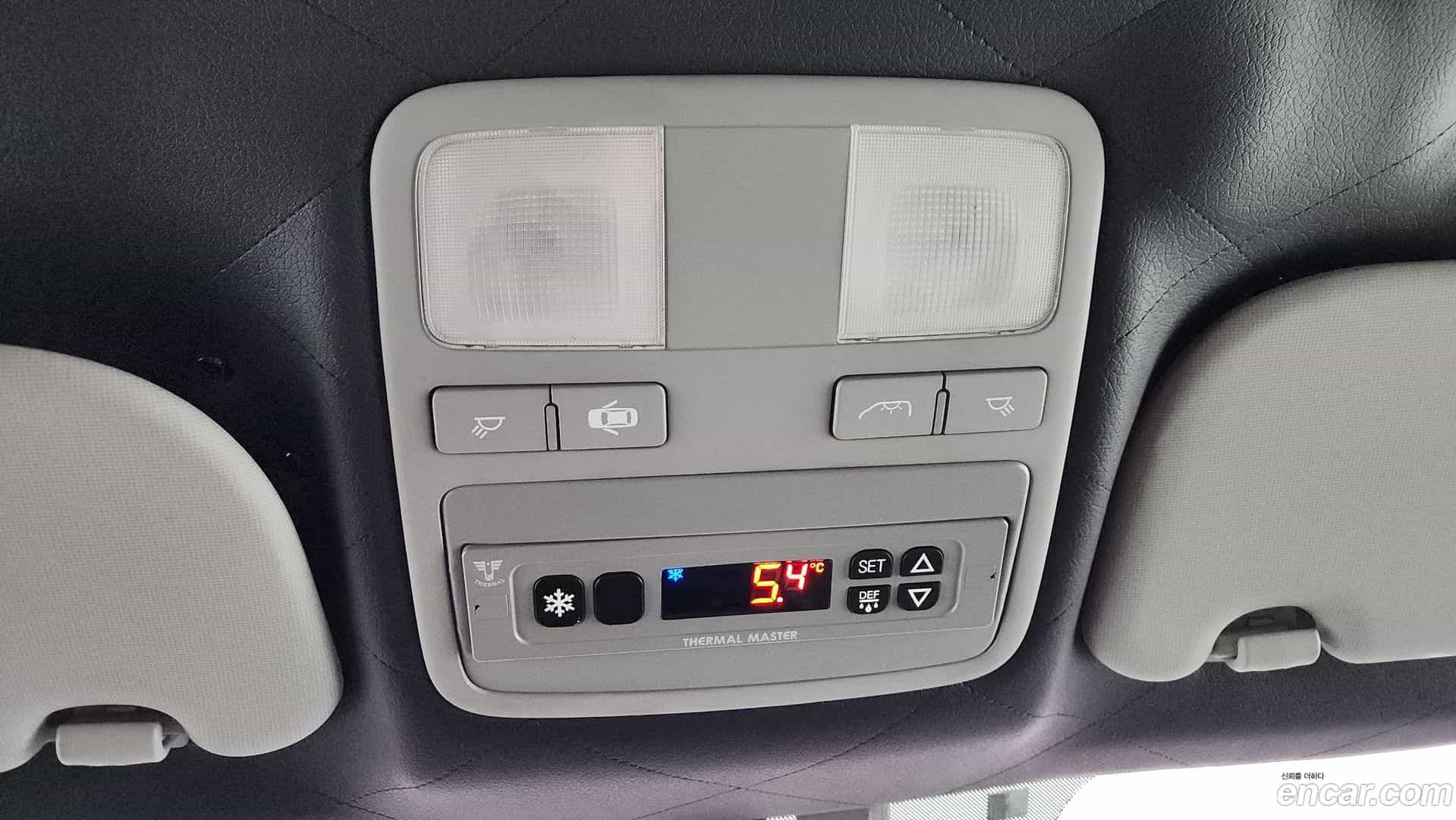 Starex Hyundai 2017.8-OPTION-018