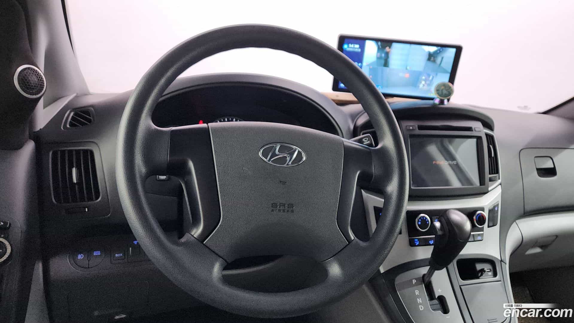 Starex Hyundai 2017.8-OPTION-045