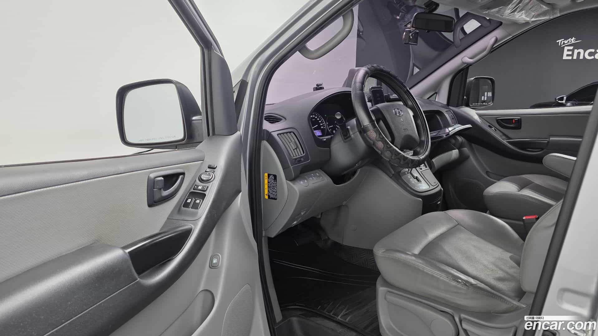 Starex Hyundai 2018.5-INNER-010