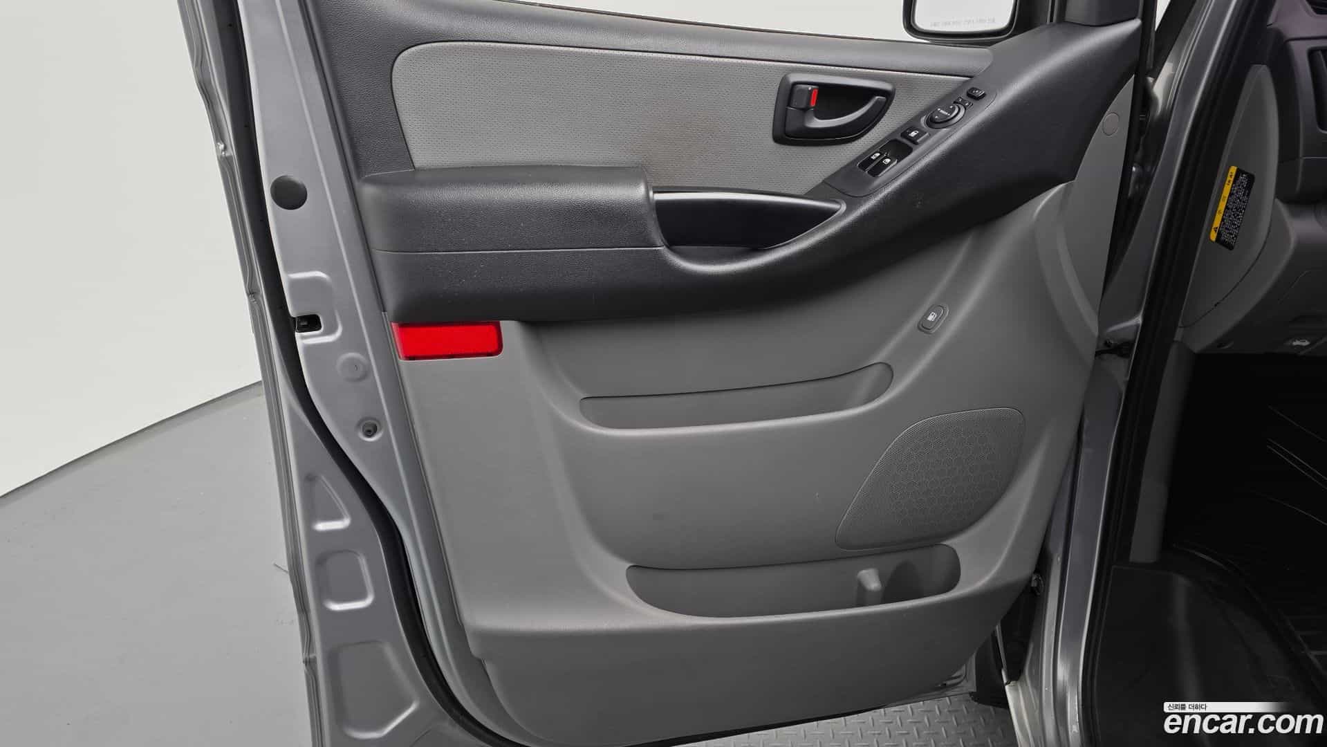 Starex Hyundai 2018.5-INNER-034