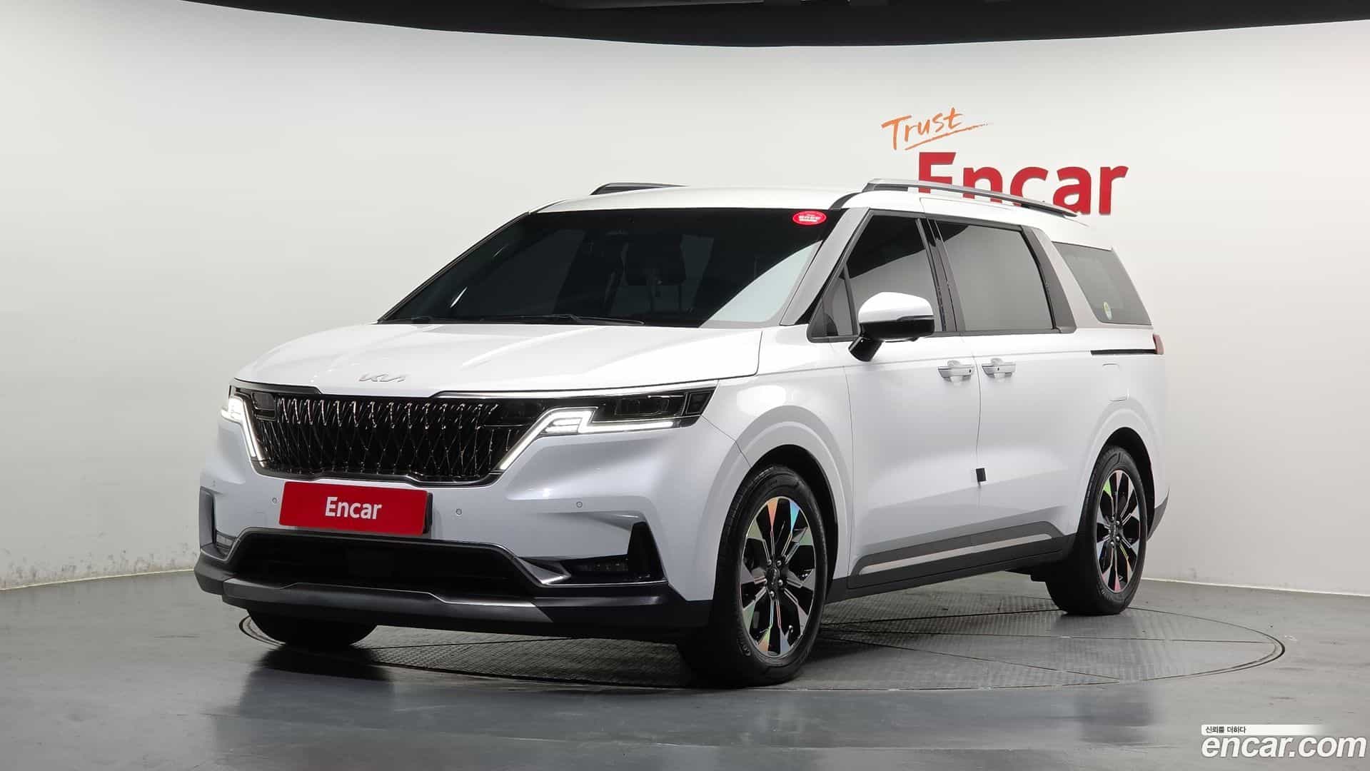 Canival Kia 2022.10-OUTER-001