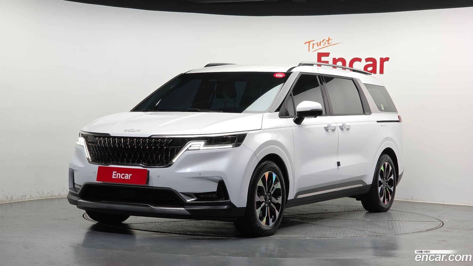 Main__Slider__Photo:Canival Kia 2022.10-0