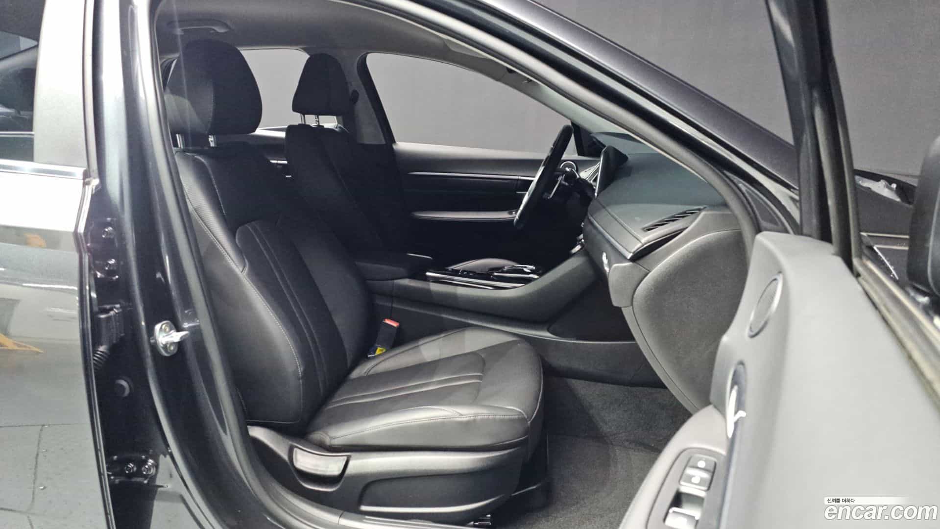 Sonata Hyundai 2022.3-OPTION-015
