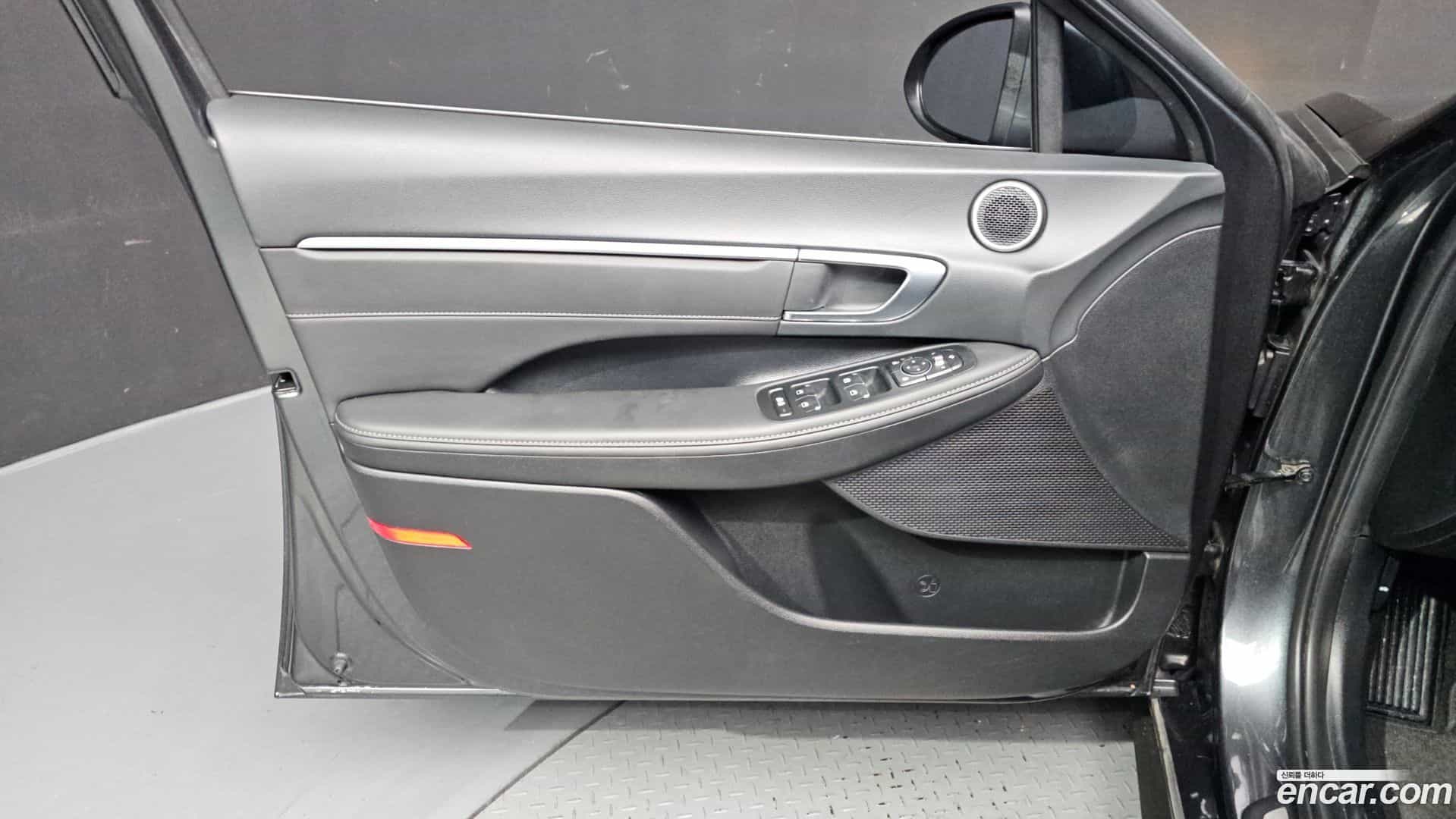 Sonata Hyundai 2022.3-INNER-034