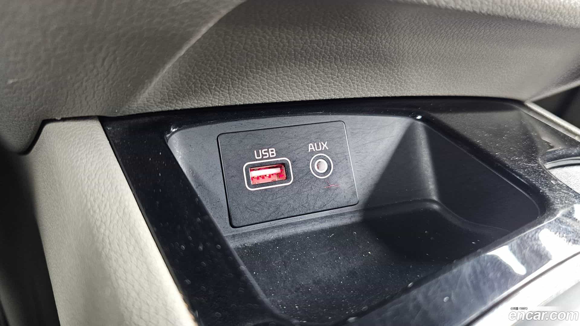Canival Kia 2017.0-OPTION-017