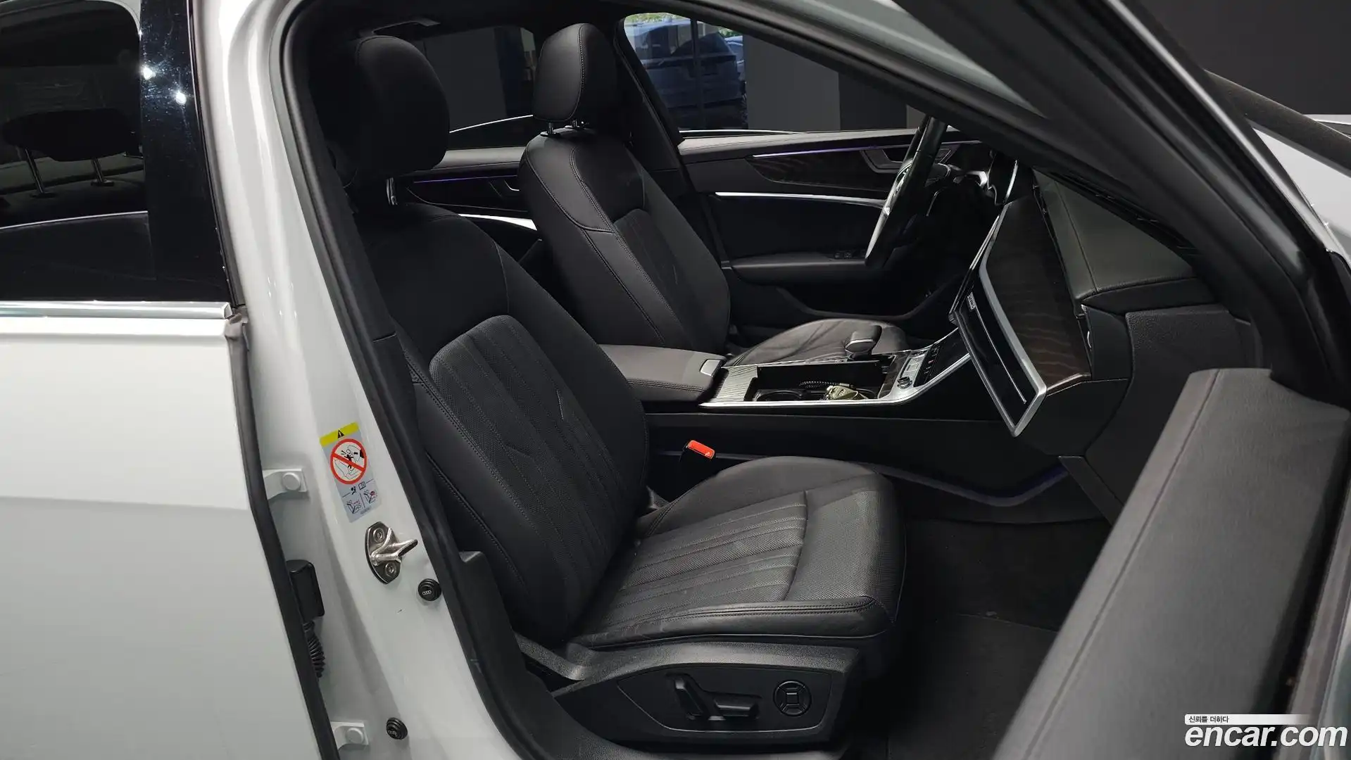 A6 Audi 2022.5-OPTION-015