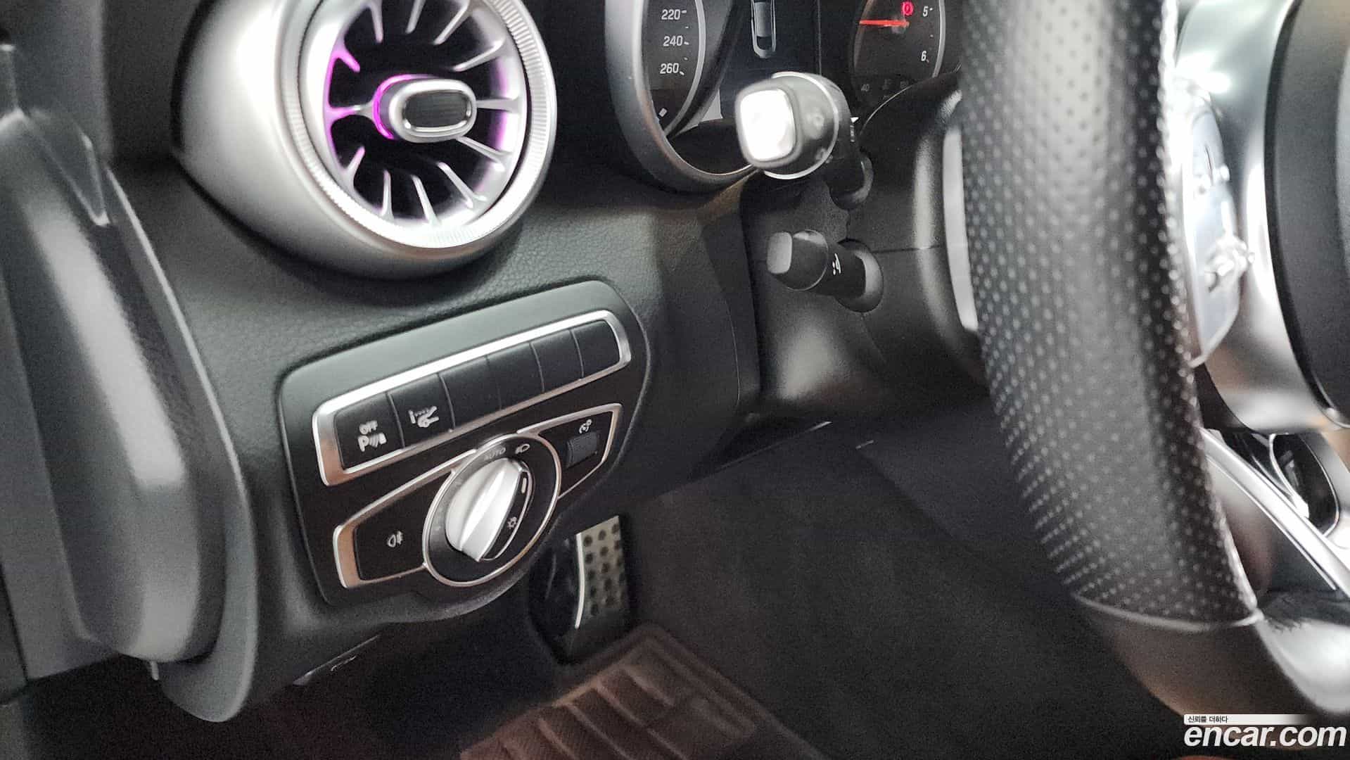 C-Class Mercedes-Benz 2019.7-OPTION-041