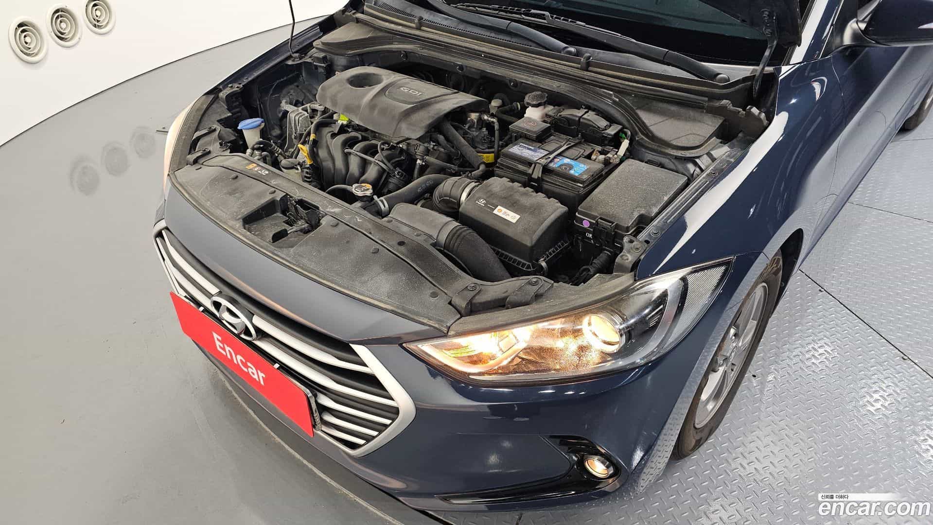 AVANTE Hyundai 2016.0-OUTER-006