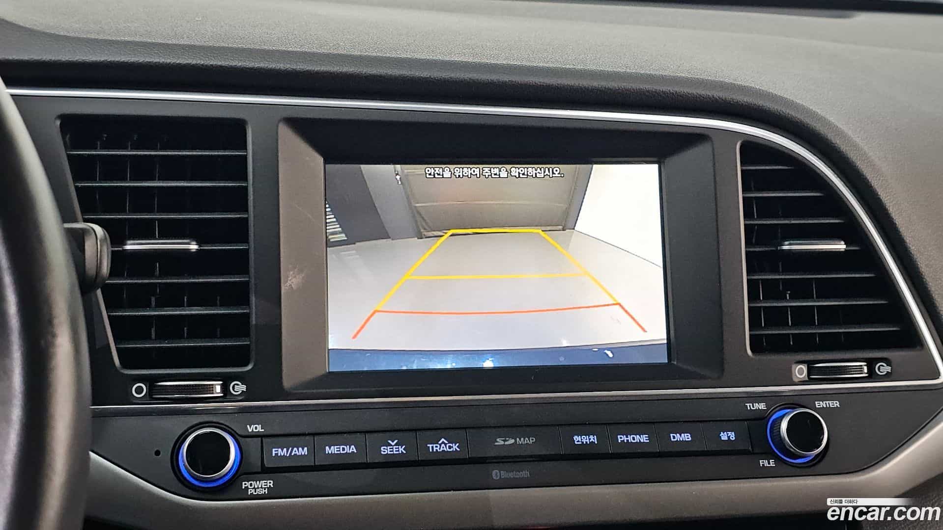 AVANTE Hyundai 2016.0-OPTION-022