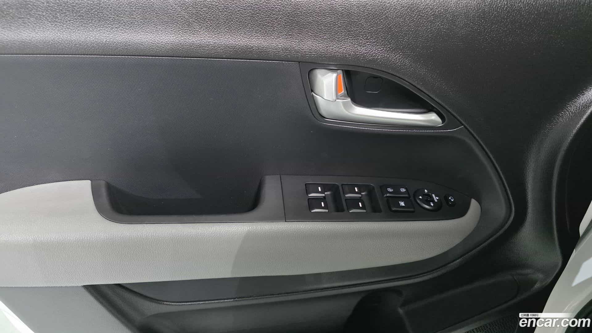 RAY Kia 2022.1-INNER-034