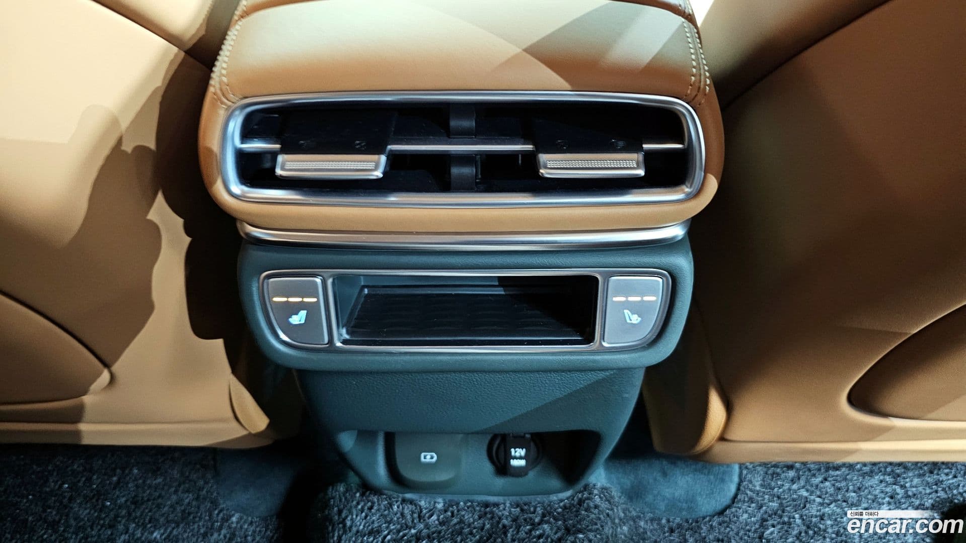 Main__Slider__Photo:GV80 Genesis 2024.11-18