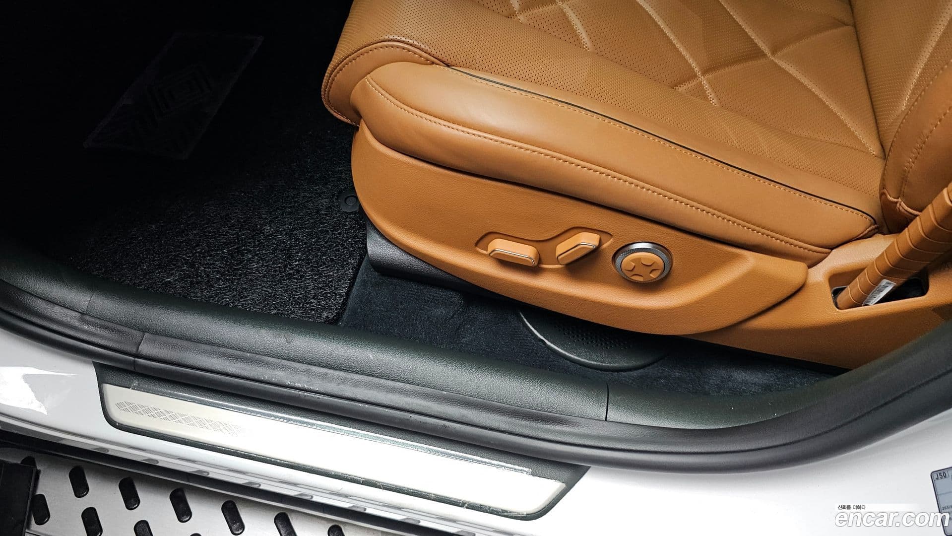 Main__Slider__Photo:GV80 Genesis 2024.11-31