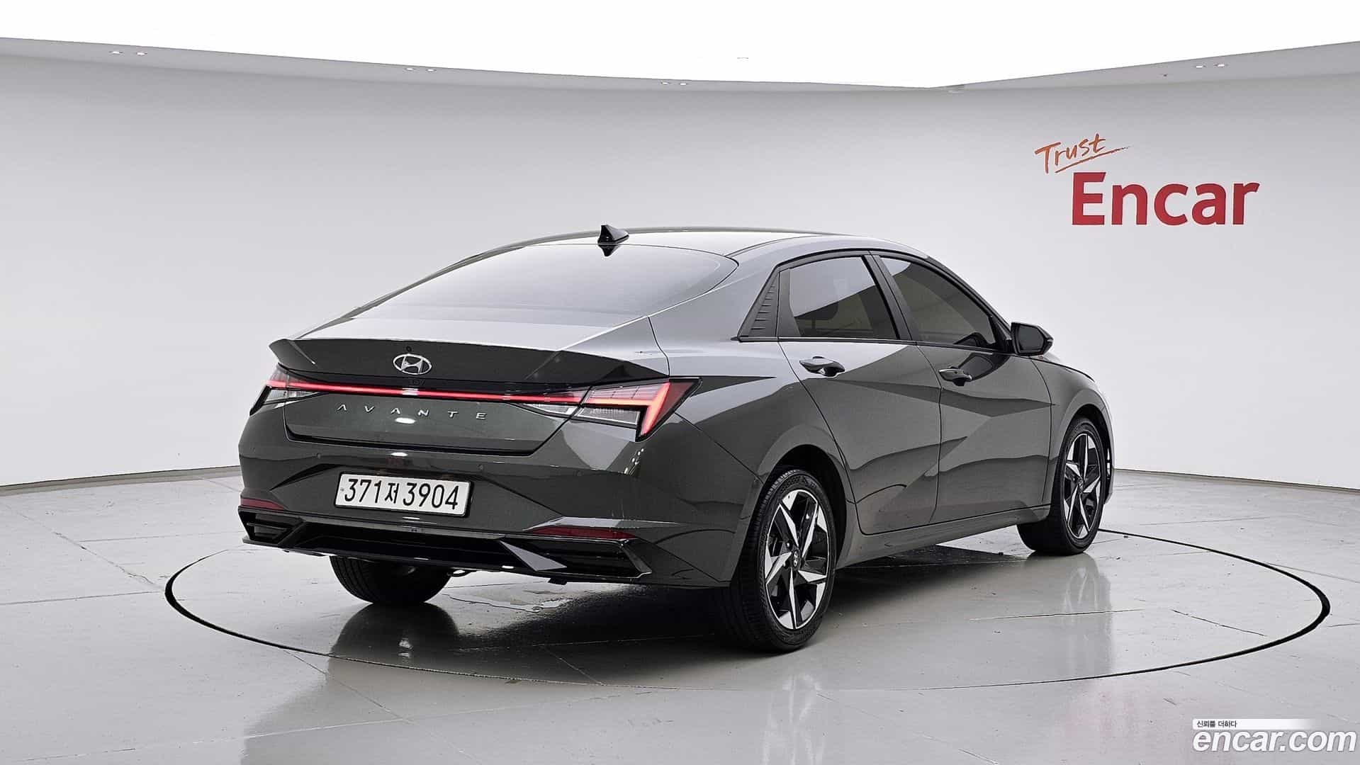 AVANTE Hyundai 2021.6-OUTER-002