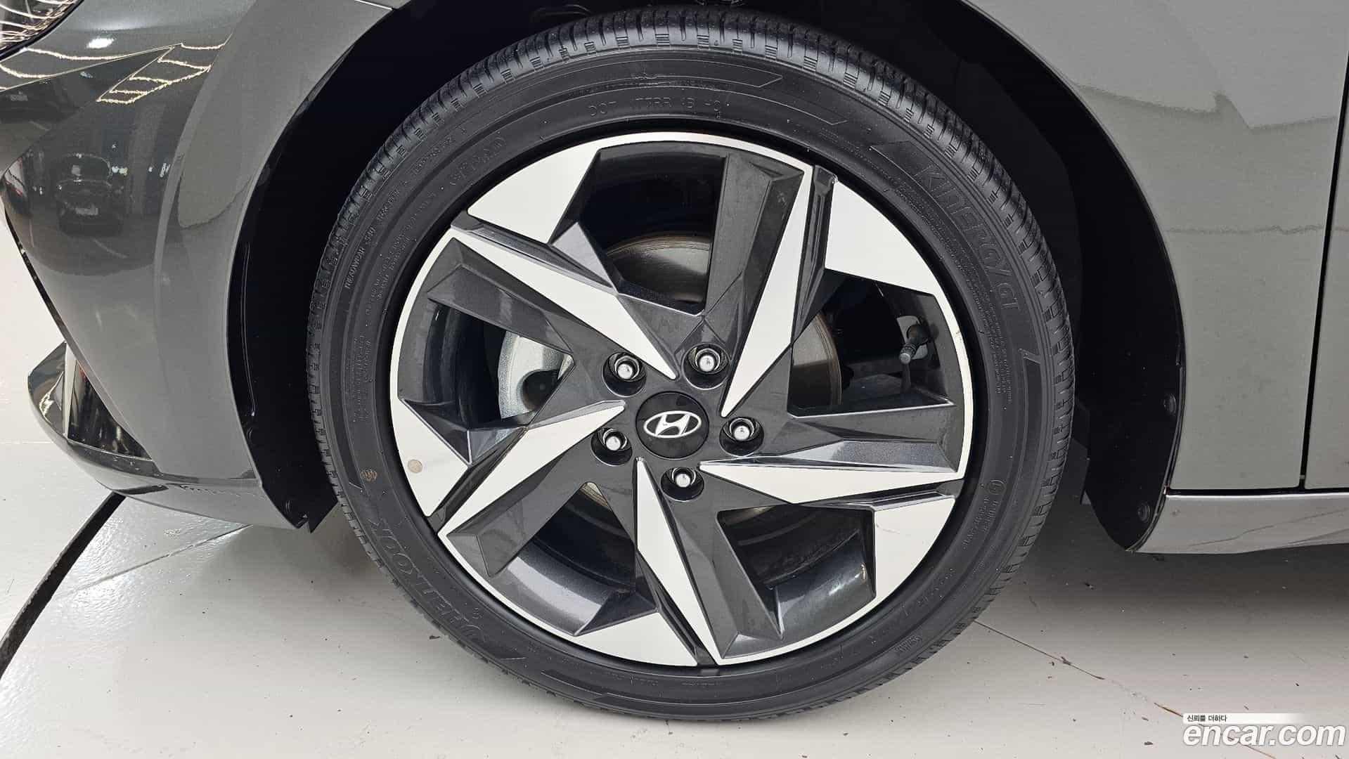 AVANTE Hyundai 2021.6-OUTER-005