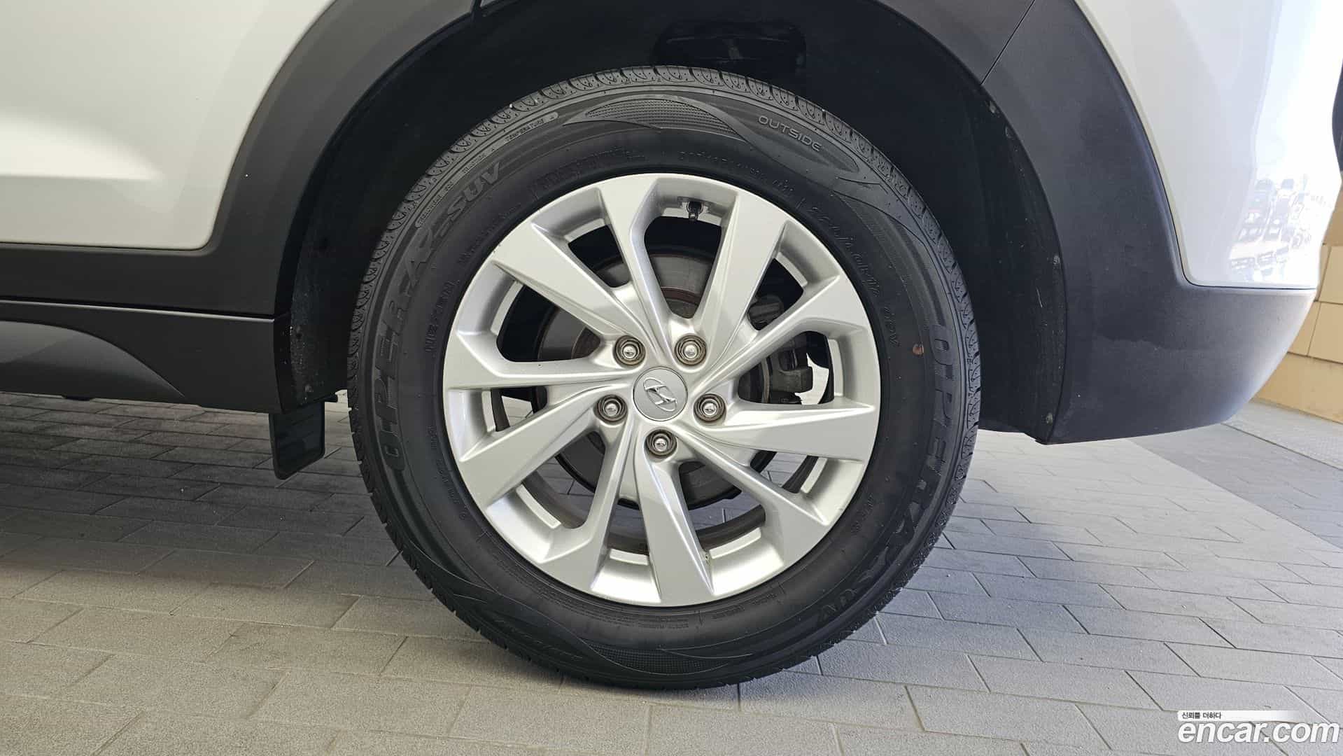 Tucson Hyundai 2019.3-OUTER-031