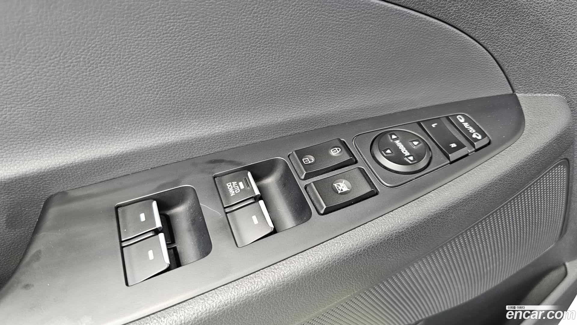 Tucson Hyundai 2019.3-OPTION-040